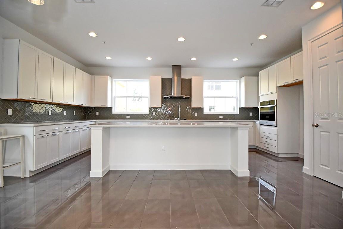 Image 5 of 30 For 1520 Lake George Drive