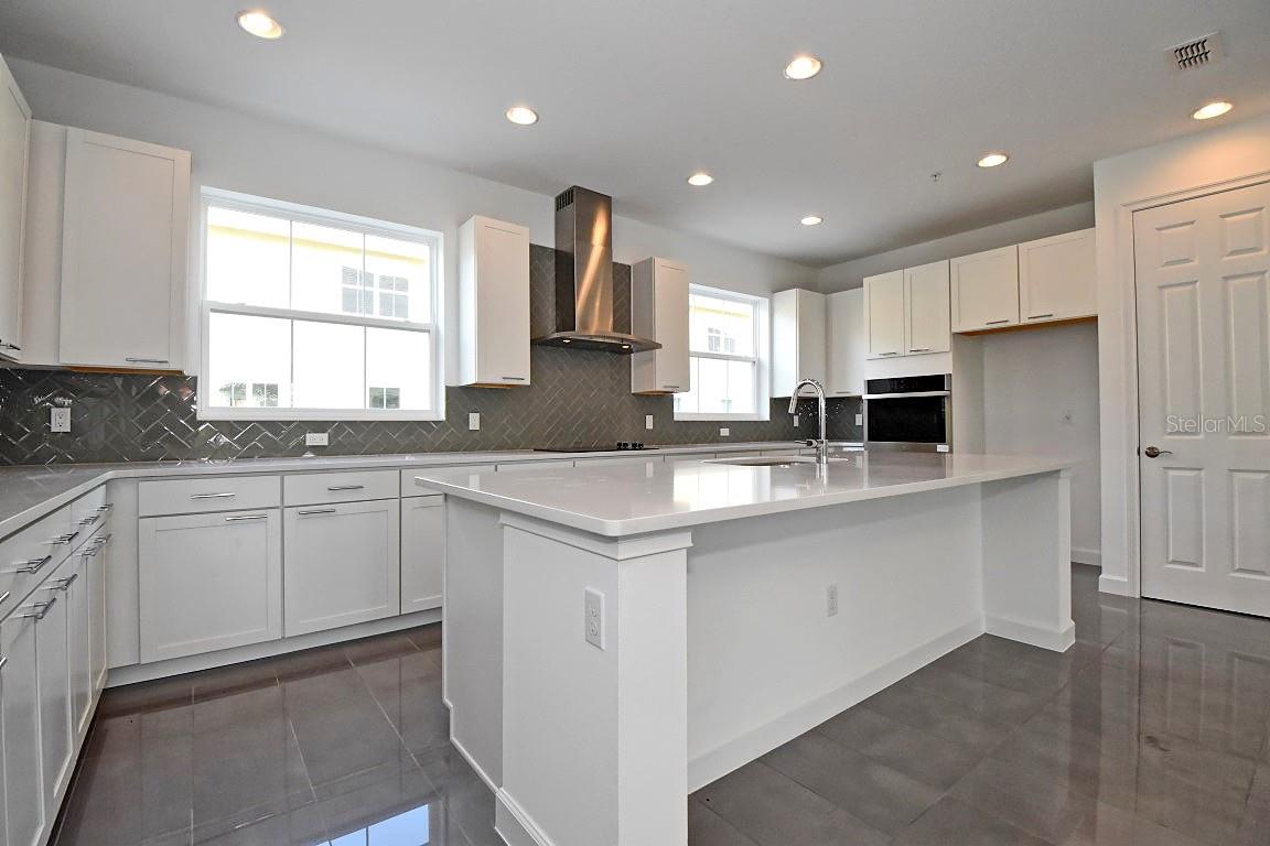 Image 6 of 30 For 1520 Lake George Drive