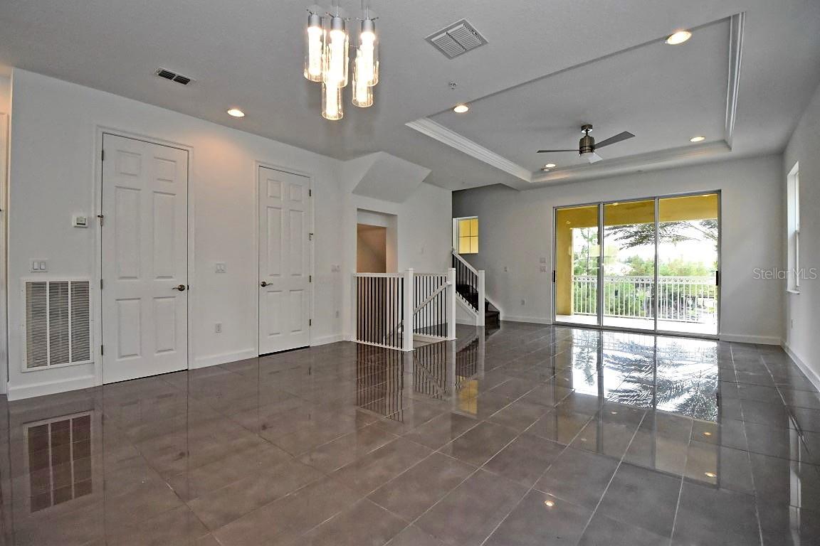 Image 7 of 30 For 1520 Lake George Drive