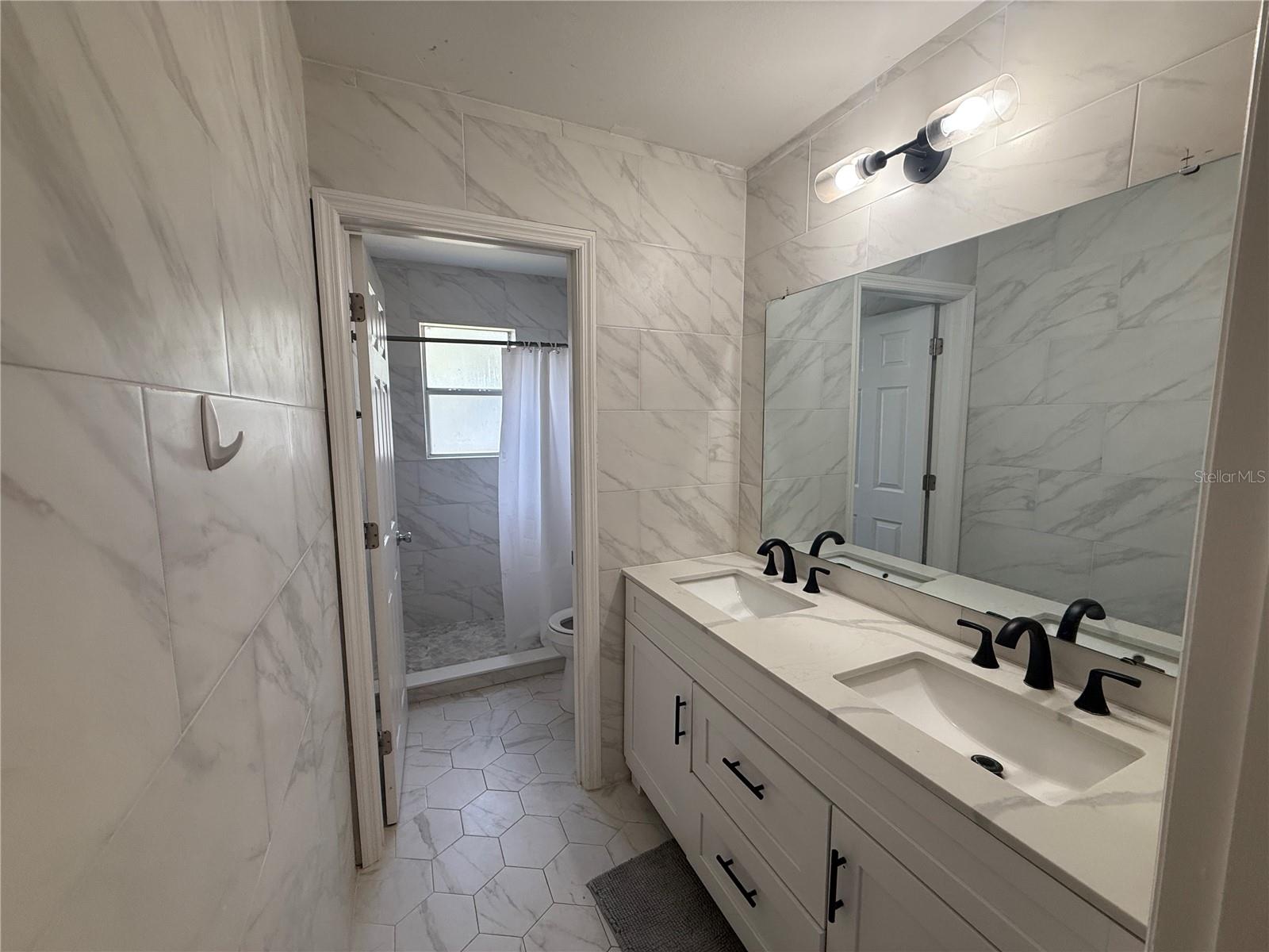 Image 19 of 24 For 10497 Sun Villa Boulevard