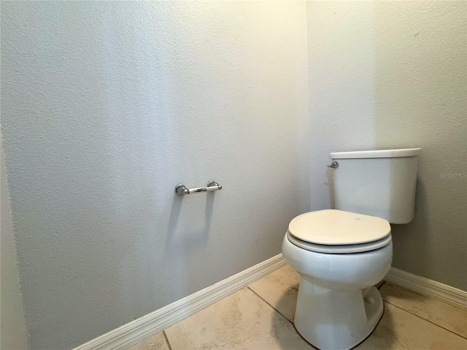 Image 14 of 22 For 726 Artisan Street 24