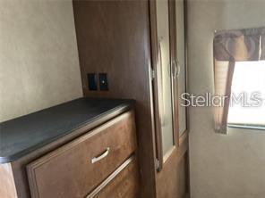 Image 4 of 31 For 38043 Bluebird Circle