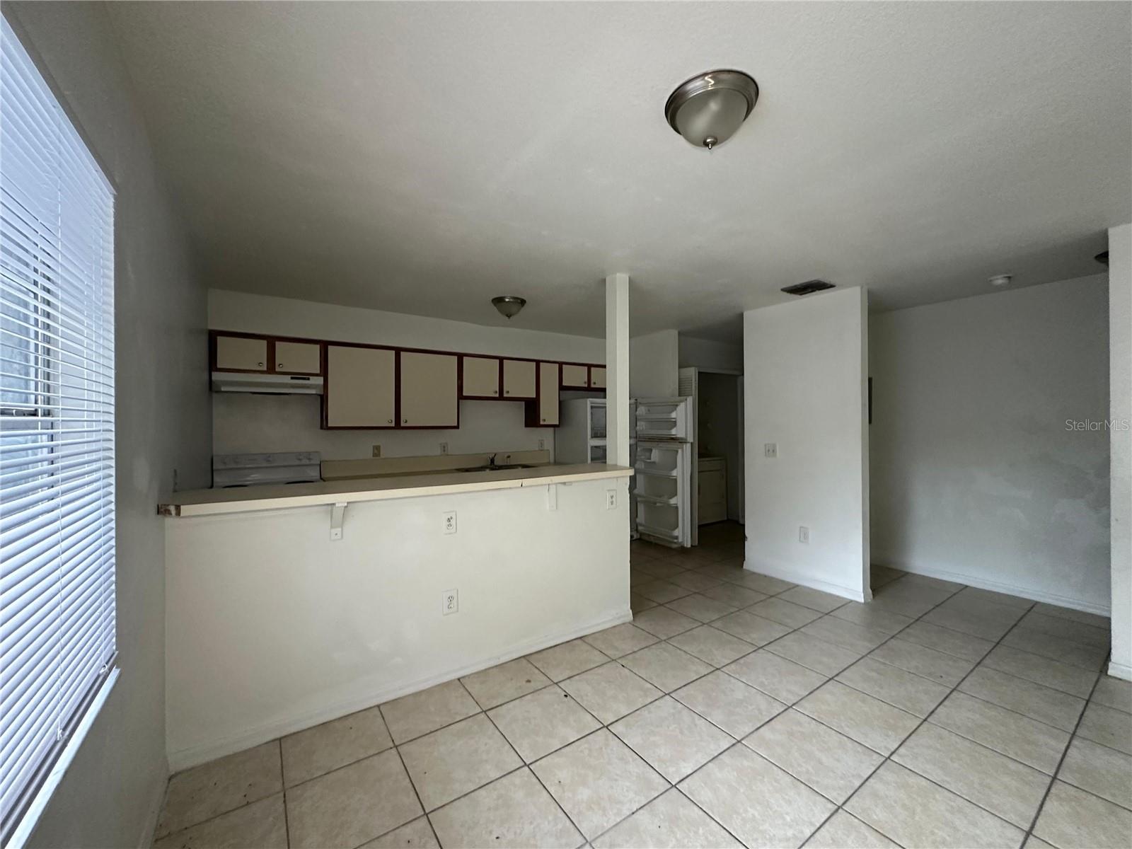 Image 3 of 10 For 912 Pine Avenue