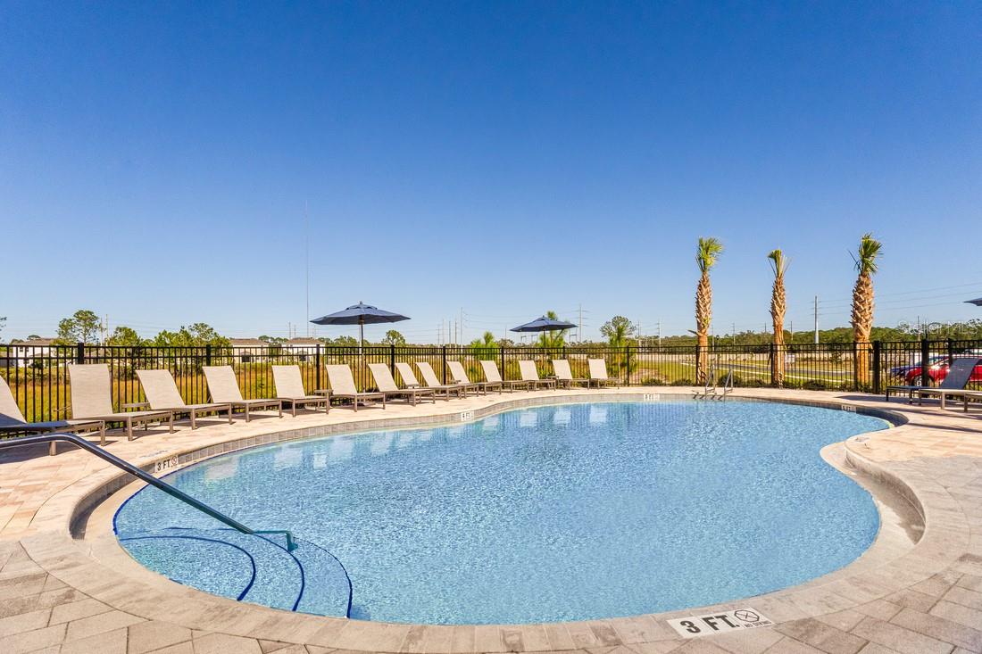 Image 33 of 33 For 705 Hazelwood Court