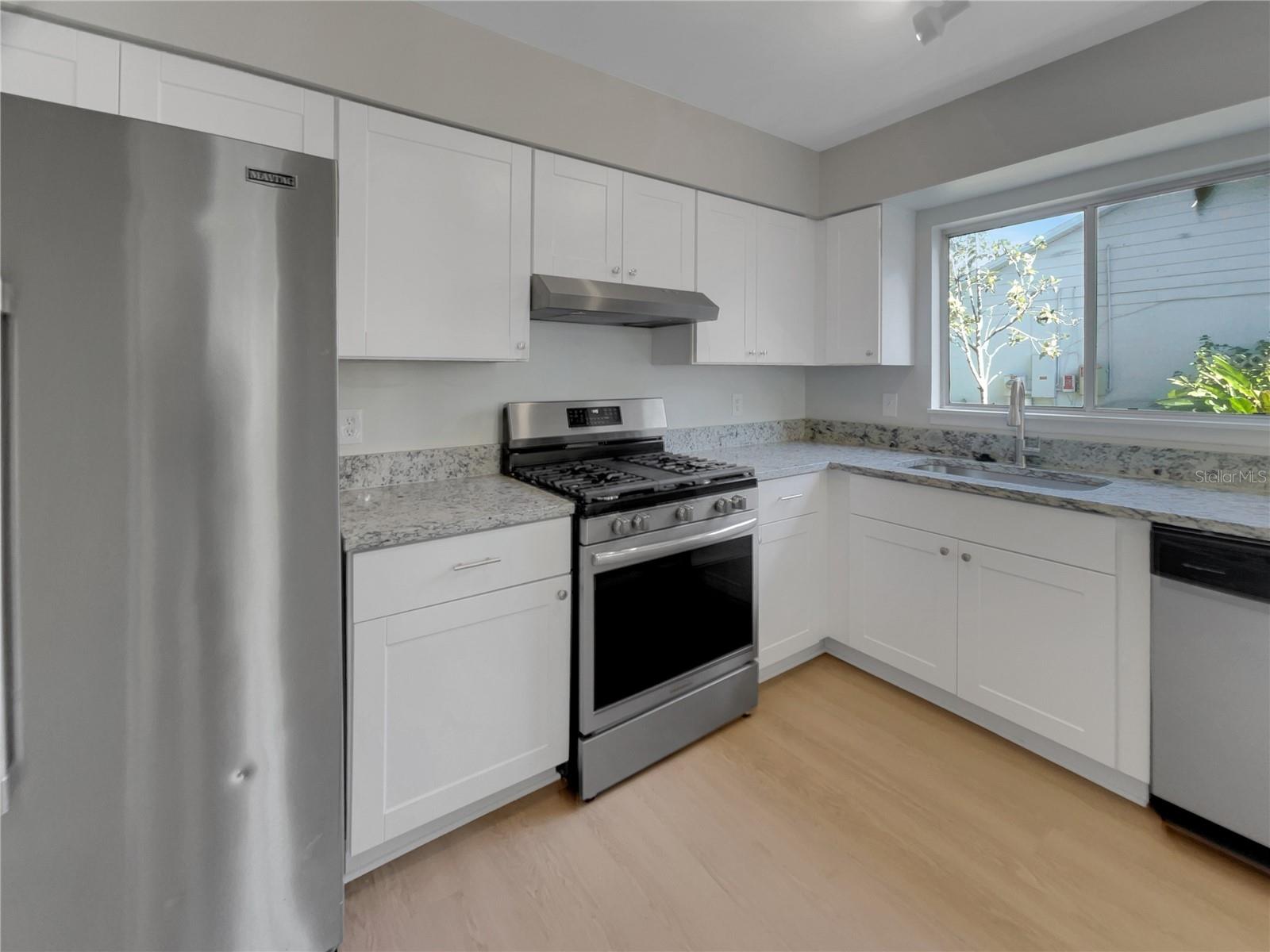 Image 2 of 22 For 1936 Deanna Drive