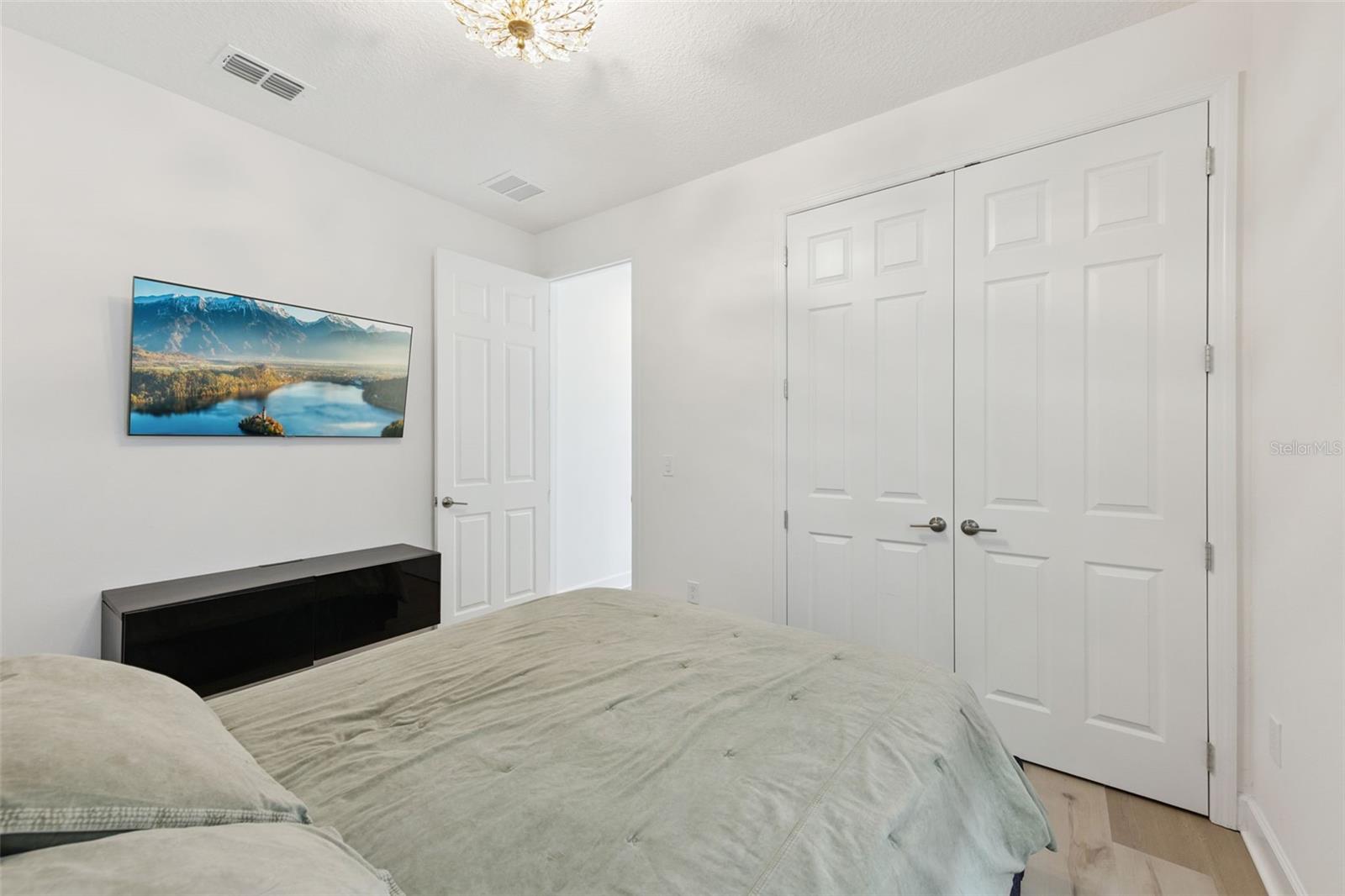 Image 20 of 63 For 14423 Wabasso Loop