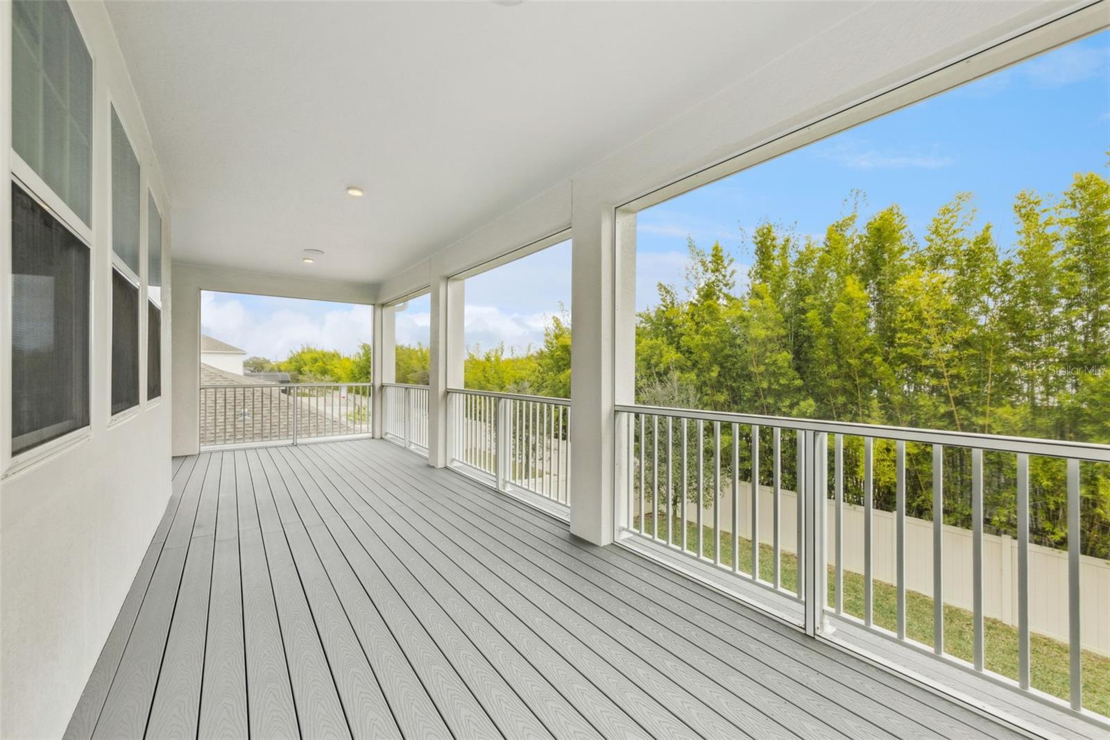 Image 36 of 63 For 14423 Wabasso Loop