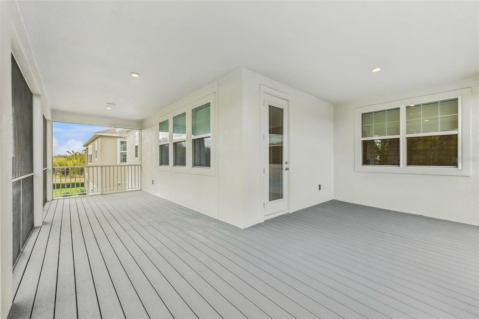 Image 37 of 63 For 14423 Wabasso Loop