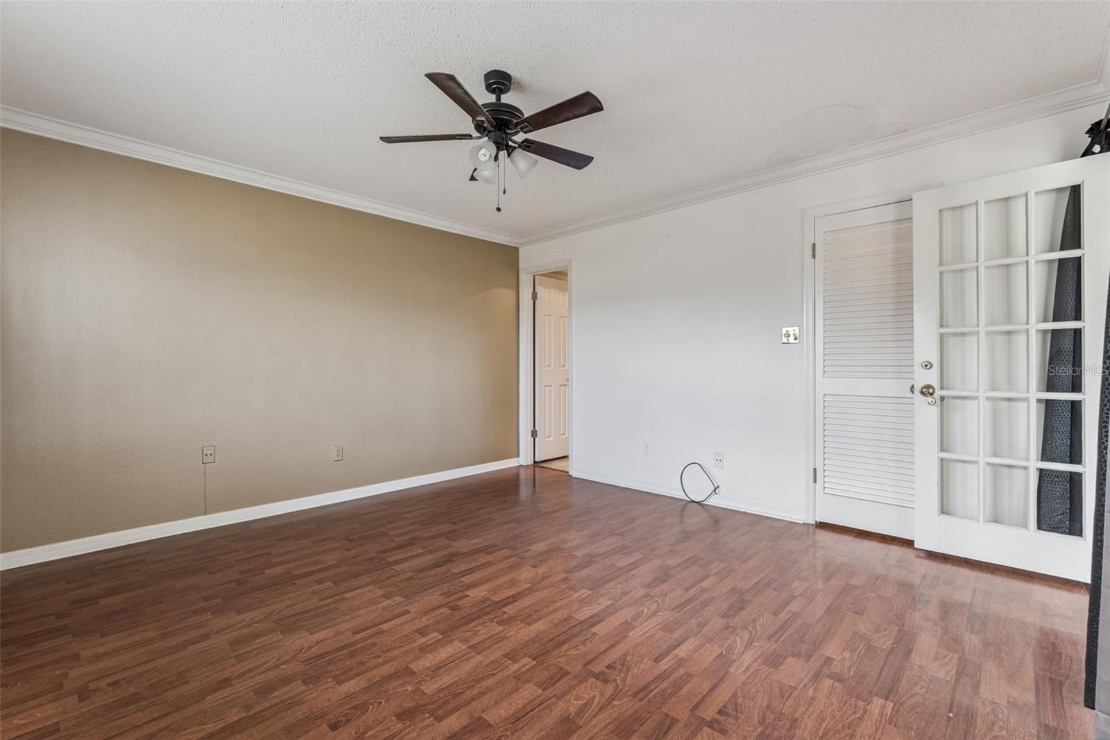 Image 18 of 32 For 907 Hillary Court 5