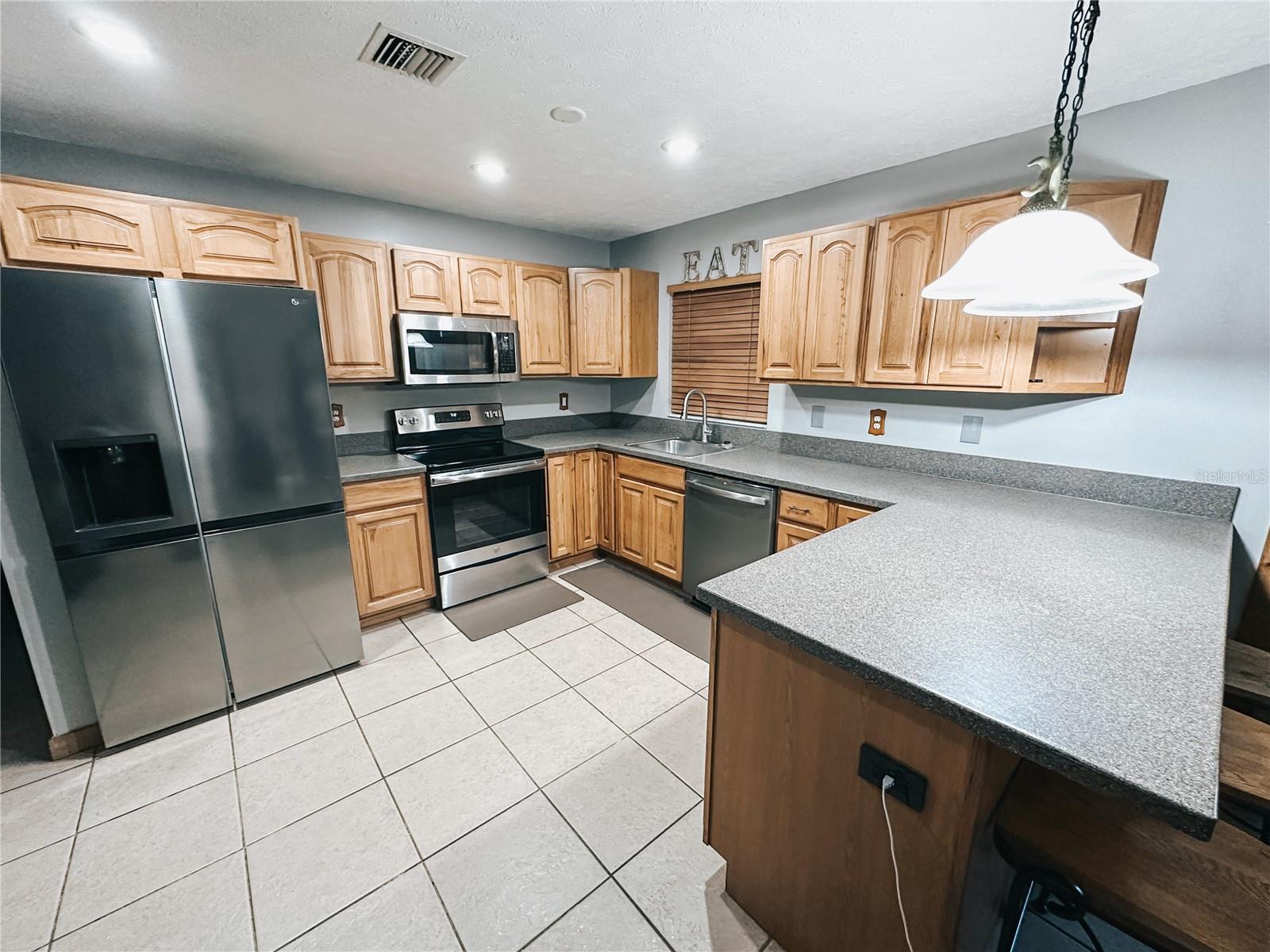 Image 13 of 25 For 222 Highlands Lake Drive