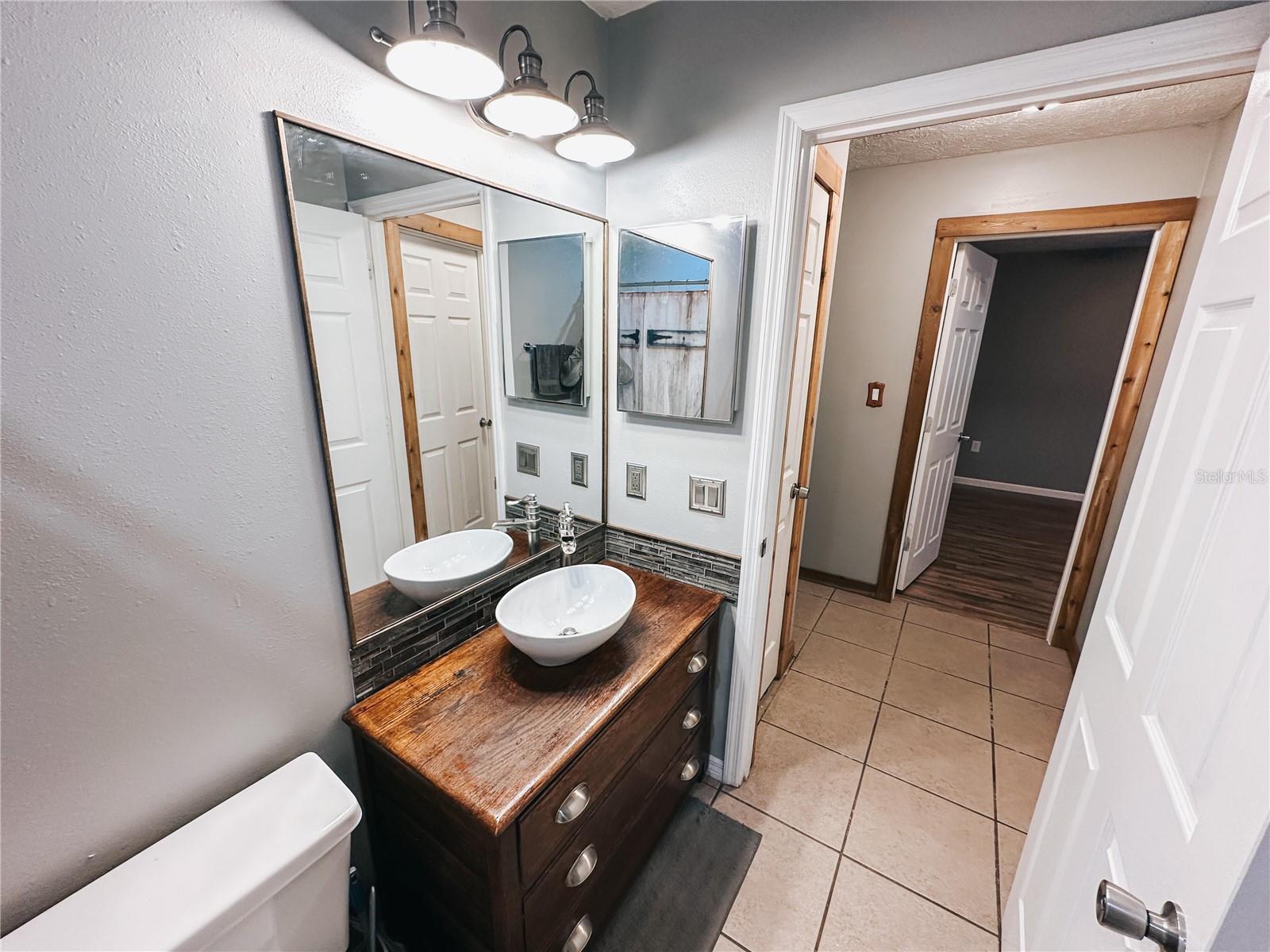 Image 19 of 25 For 222 Highlands Lake Drive