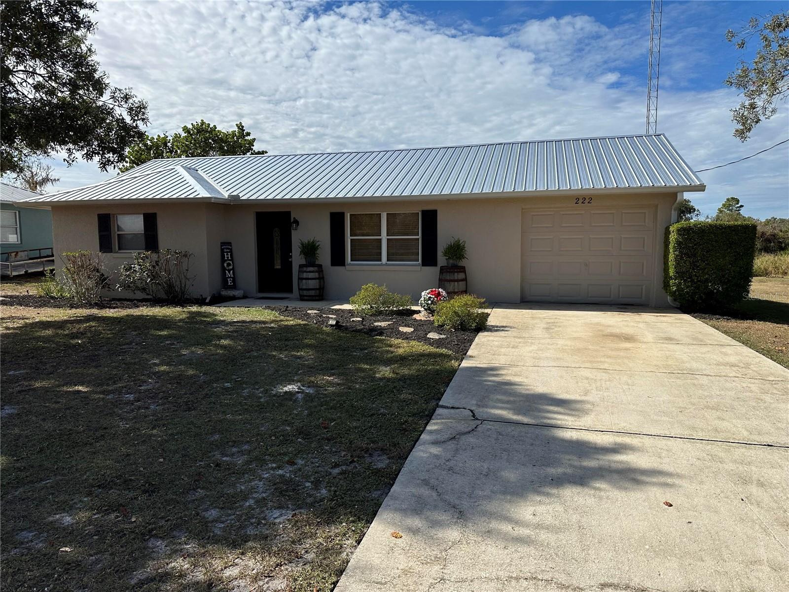 Image 2 of 25 For 222 Highlands Lake Drive