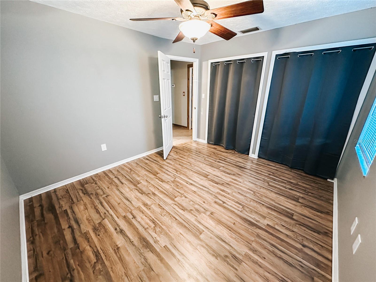 Image 21 of 25 For 222 Highlands Lake Drive