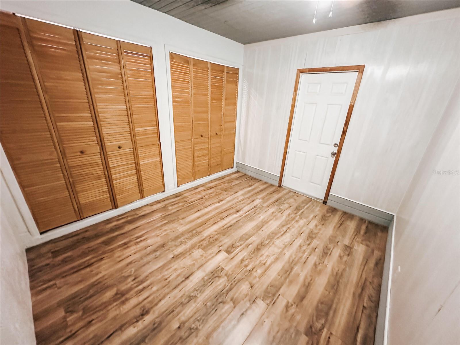 Image 23 of 25 For 222 Highlands Lake Drive