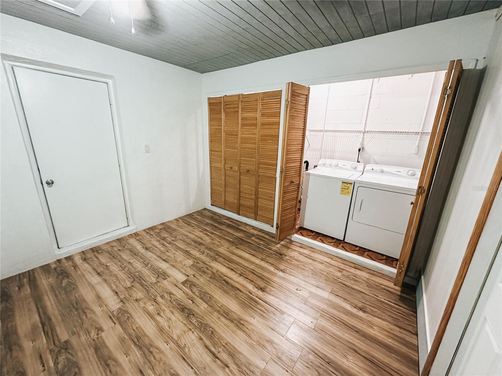 Image 24 of 25 For 222 Highlands Lake Drive