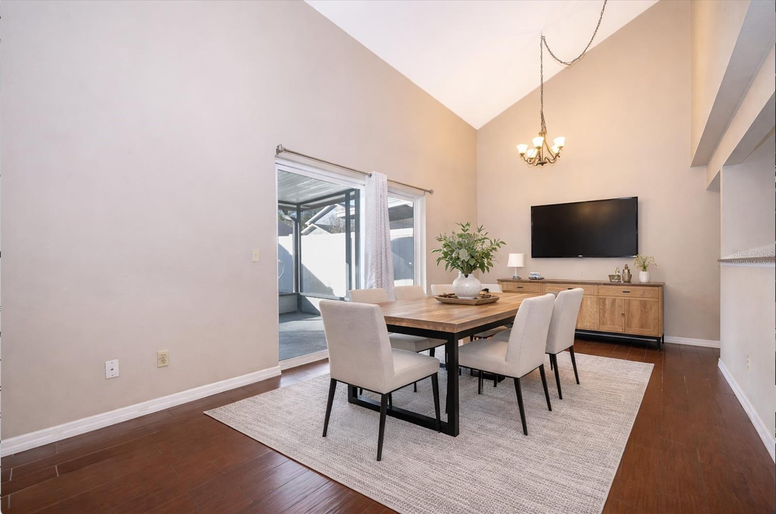 Image 12 of 27 For 5473 Bracken Court