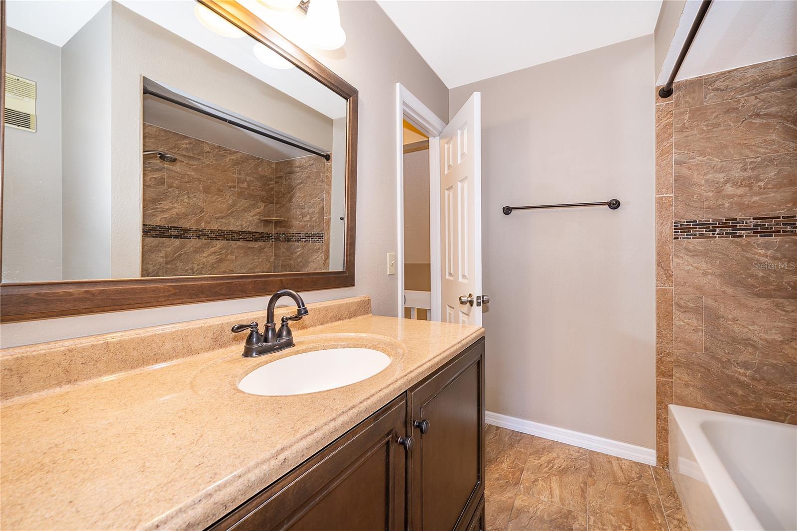 Image 22 of 27 For 5473 Bracken Court