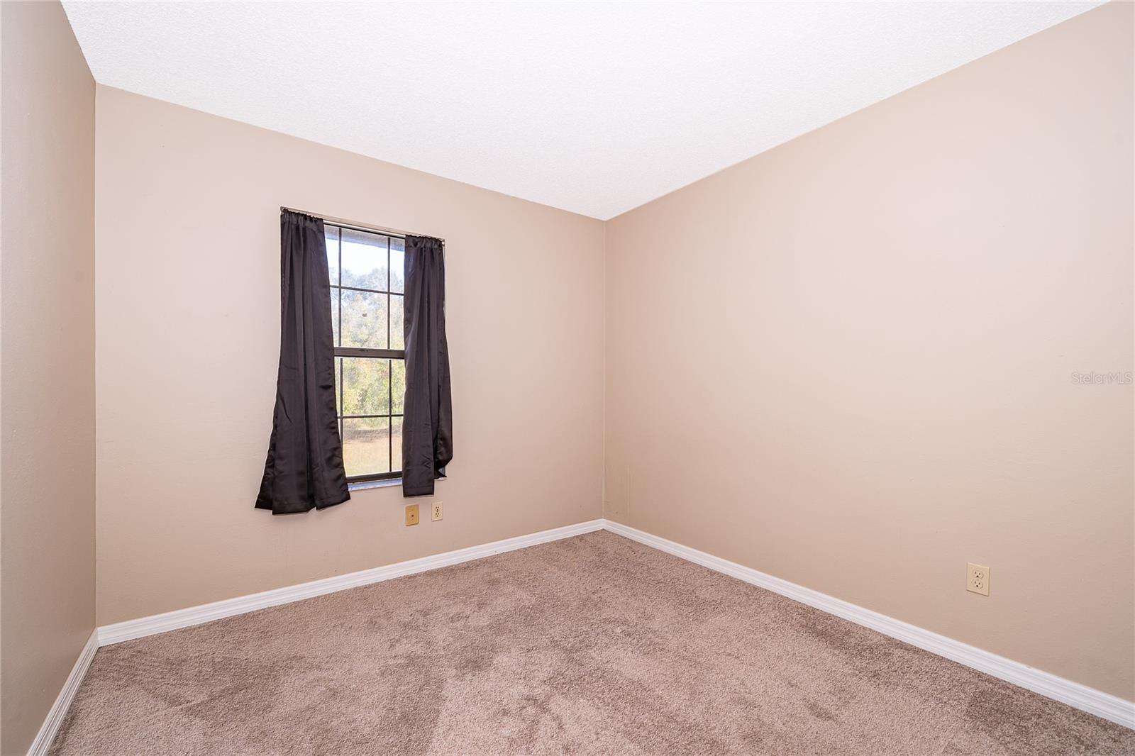 Image 26 of 27 For 5473 Bracken Court