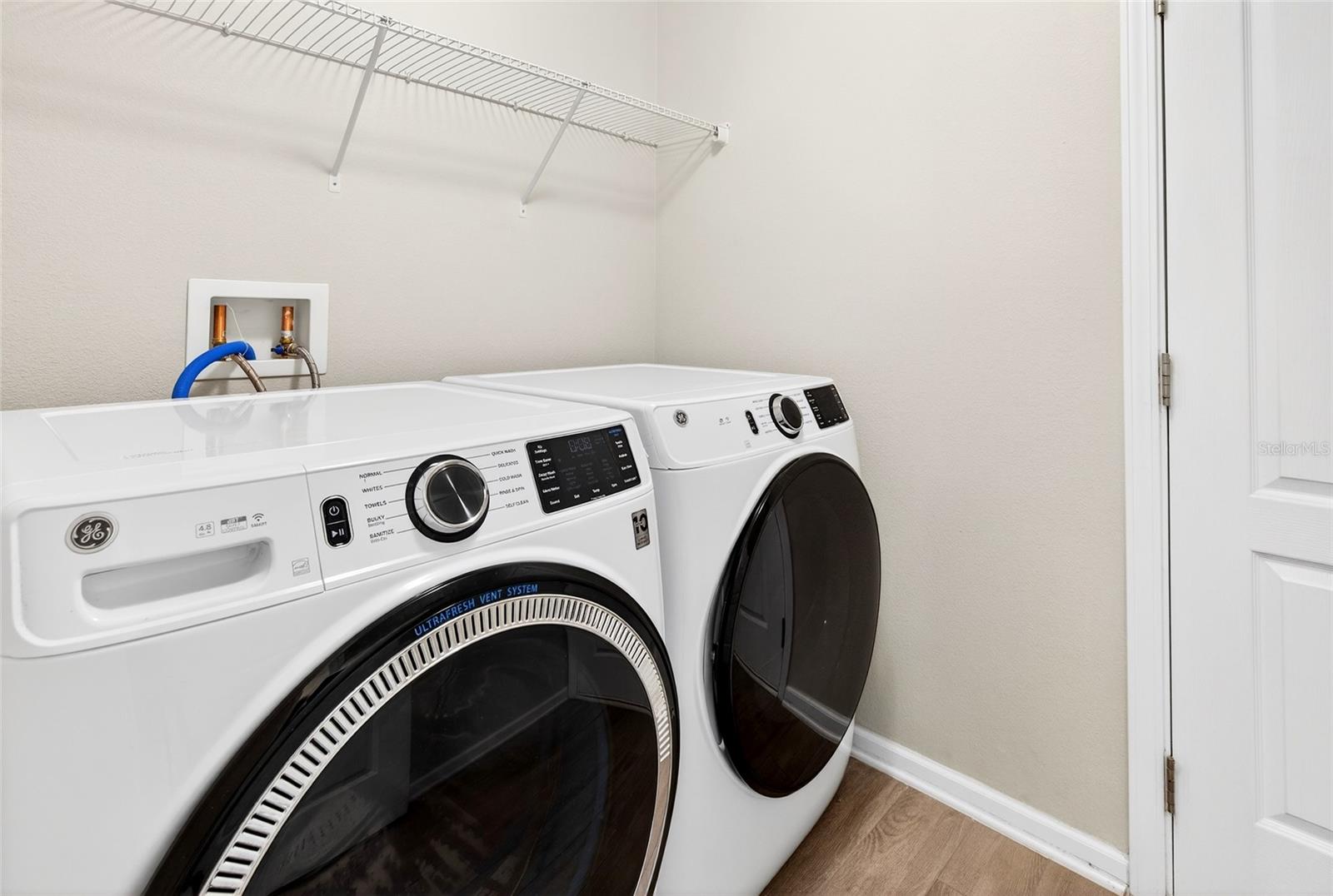 Image 27 of 41 For 138 Hummingbird Place