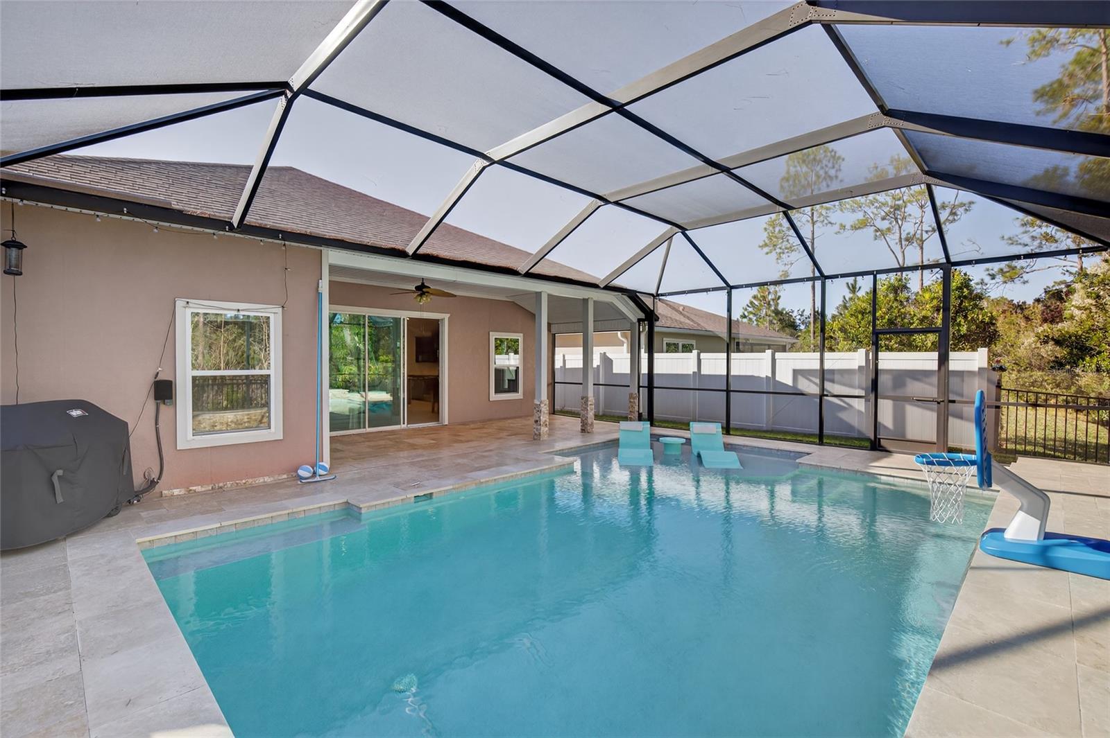 Image 31 of 41 For 138 Hummingbird Place