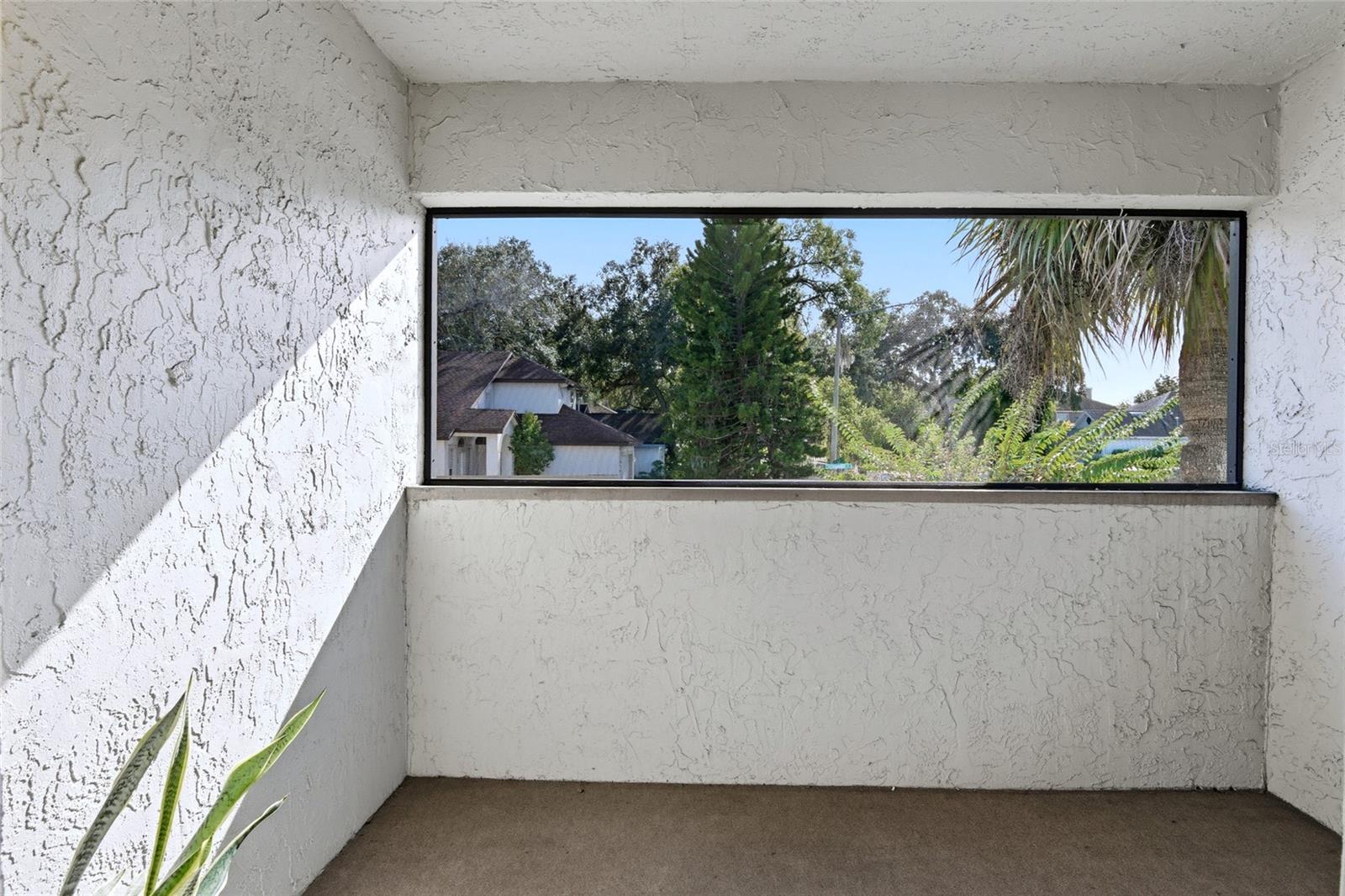 Image 22 of 41 For 551 Finchley Road 551