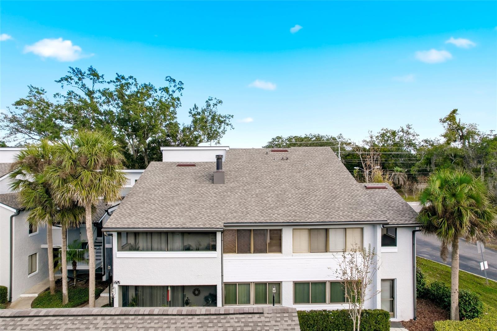 Image 30 of 41 For 551 Finchley Road 551