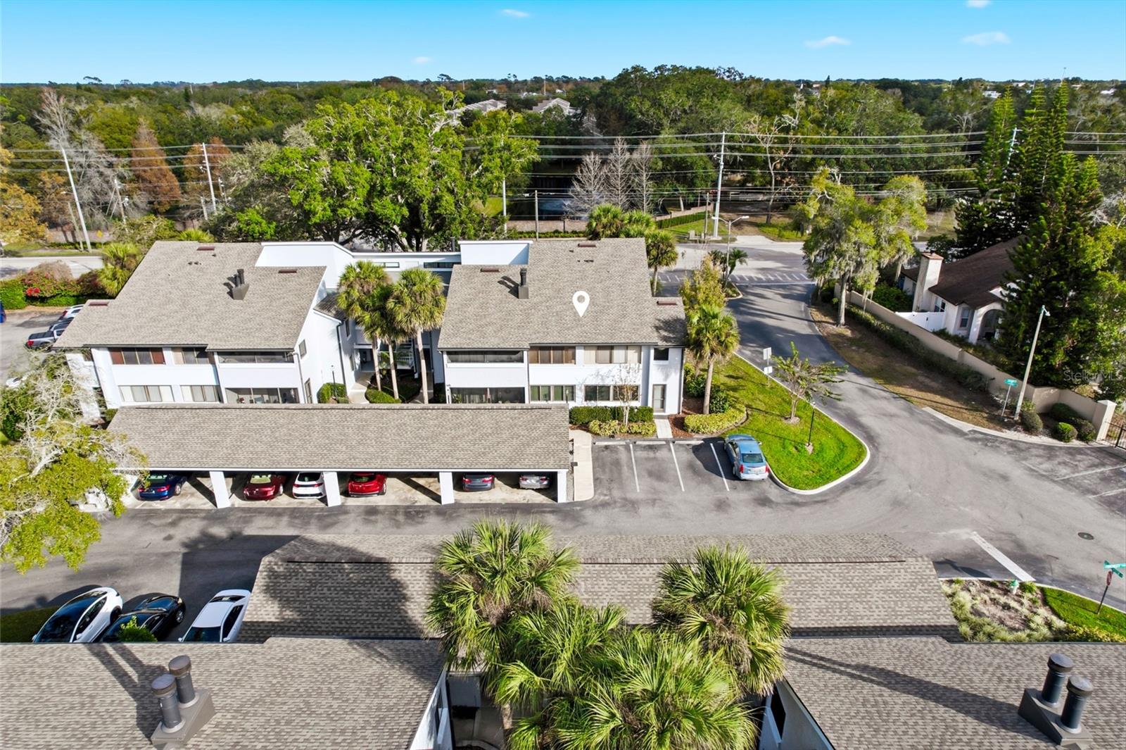 Image 33 of 41 For 551 Finchley Road 551