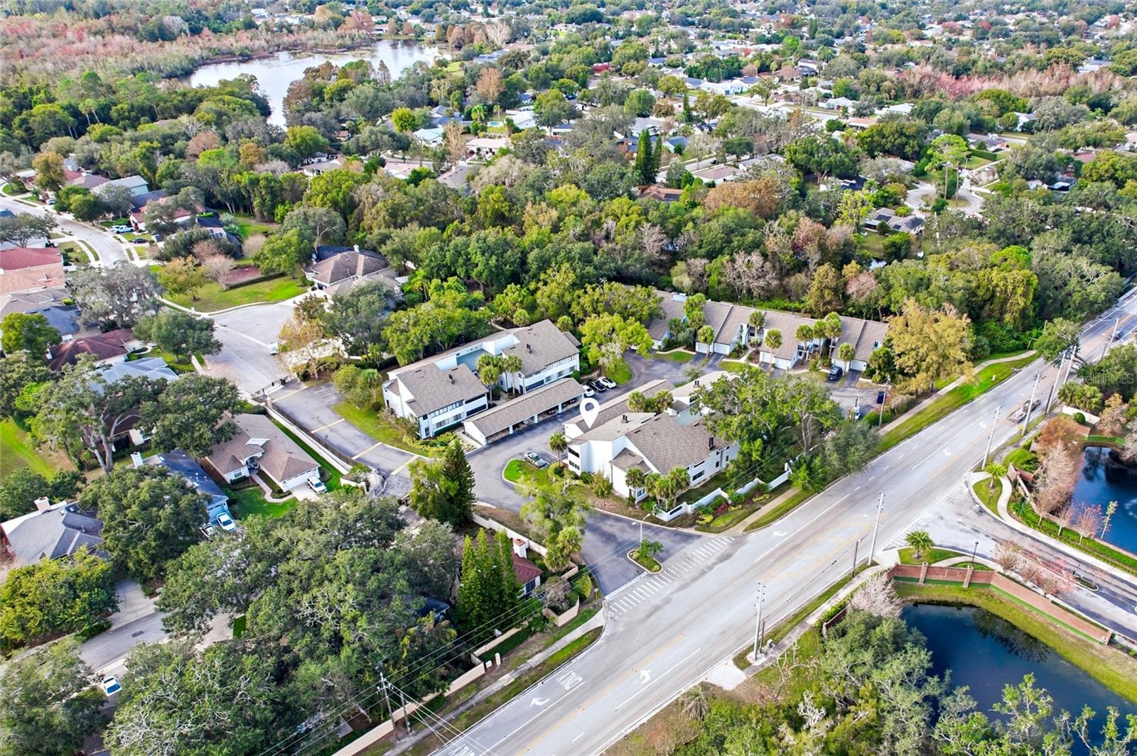 Image 34 of 41 For 551 Finchley Road 551