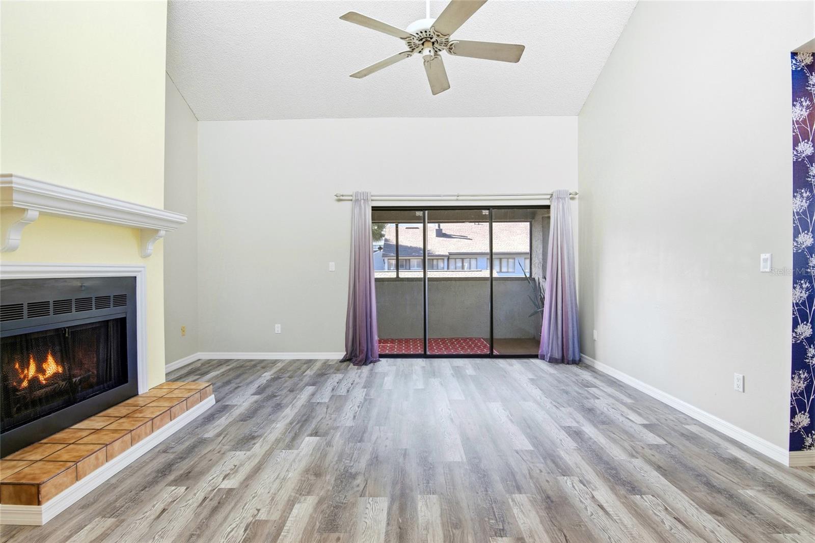 Image 8 of 41 For 551 Finchley Road 551