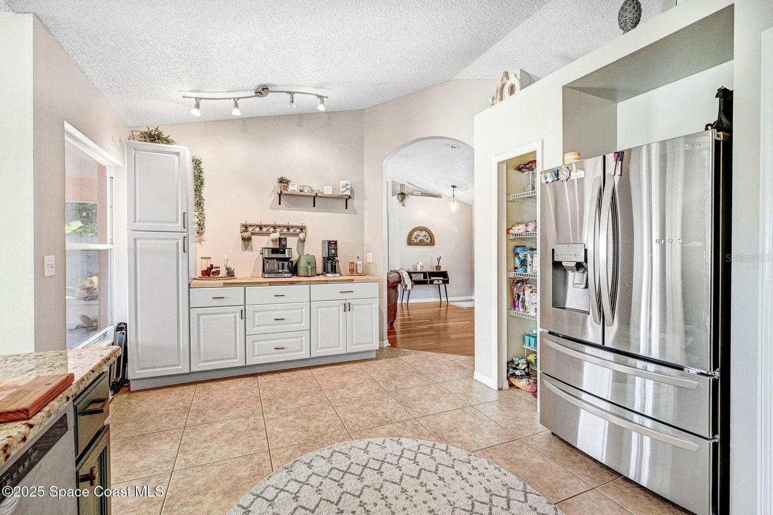 Image 15 of 45 For 2015 Blue Ridge Avenue