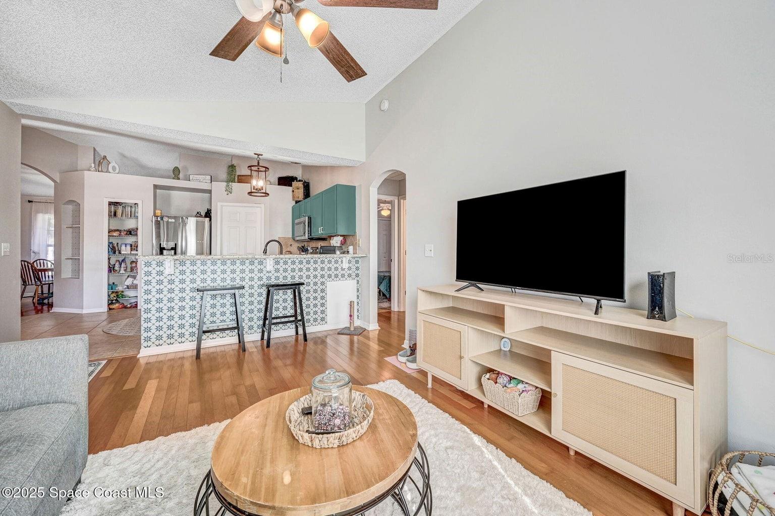 Image 20 of 45 For 2015 Blue Ridge Avenue