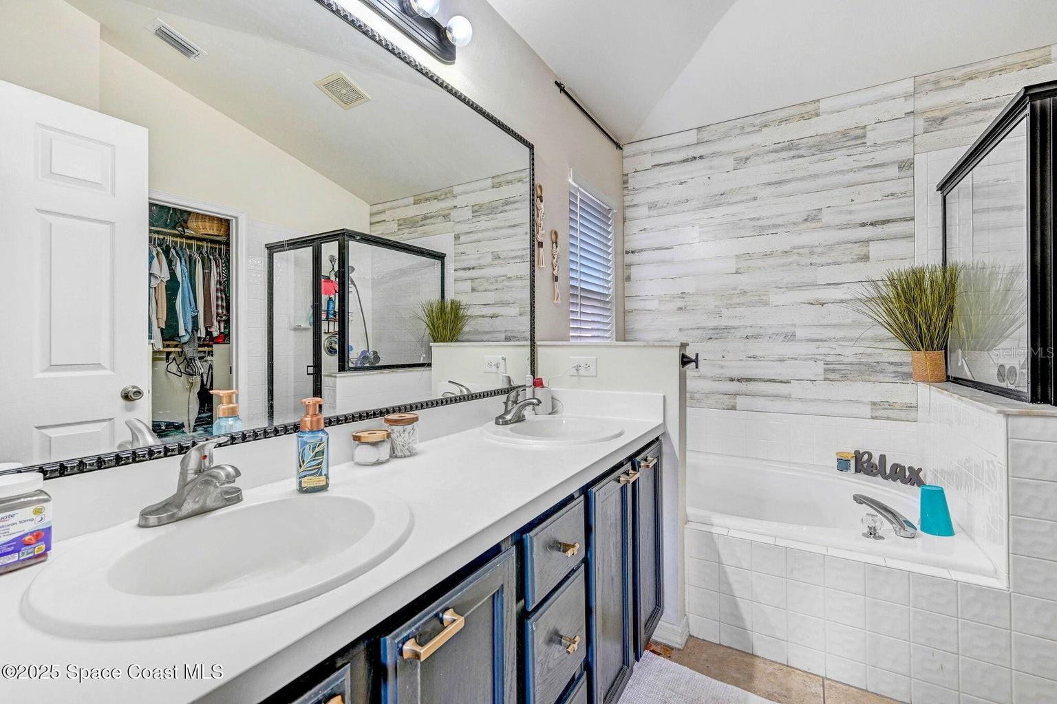 Image 24 of 45 For 2015 Blue Ridge Avenue