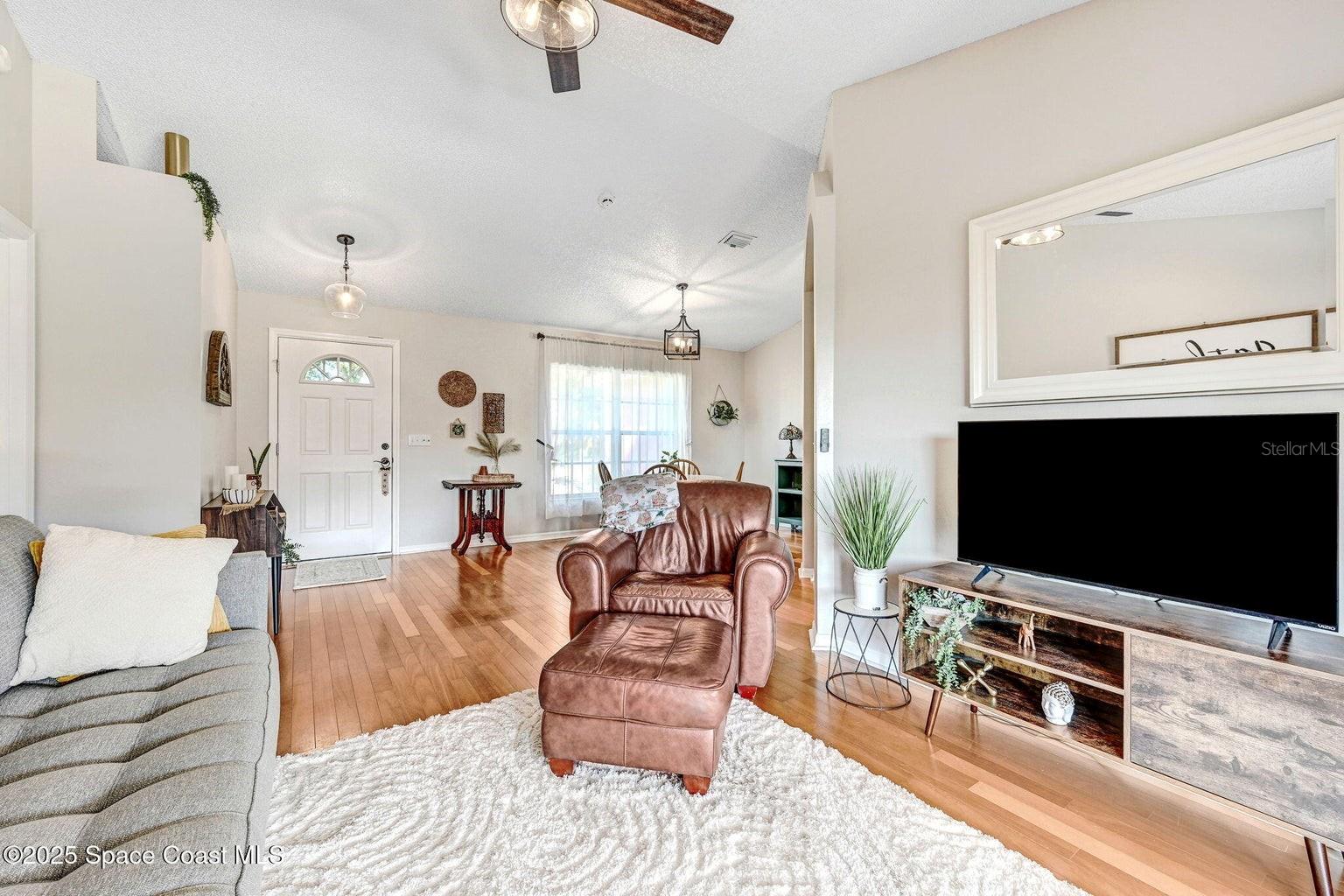 Image 9 of 45 For 2015 Blue Ridge Avenue