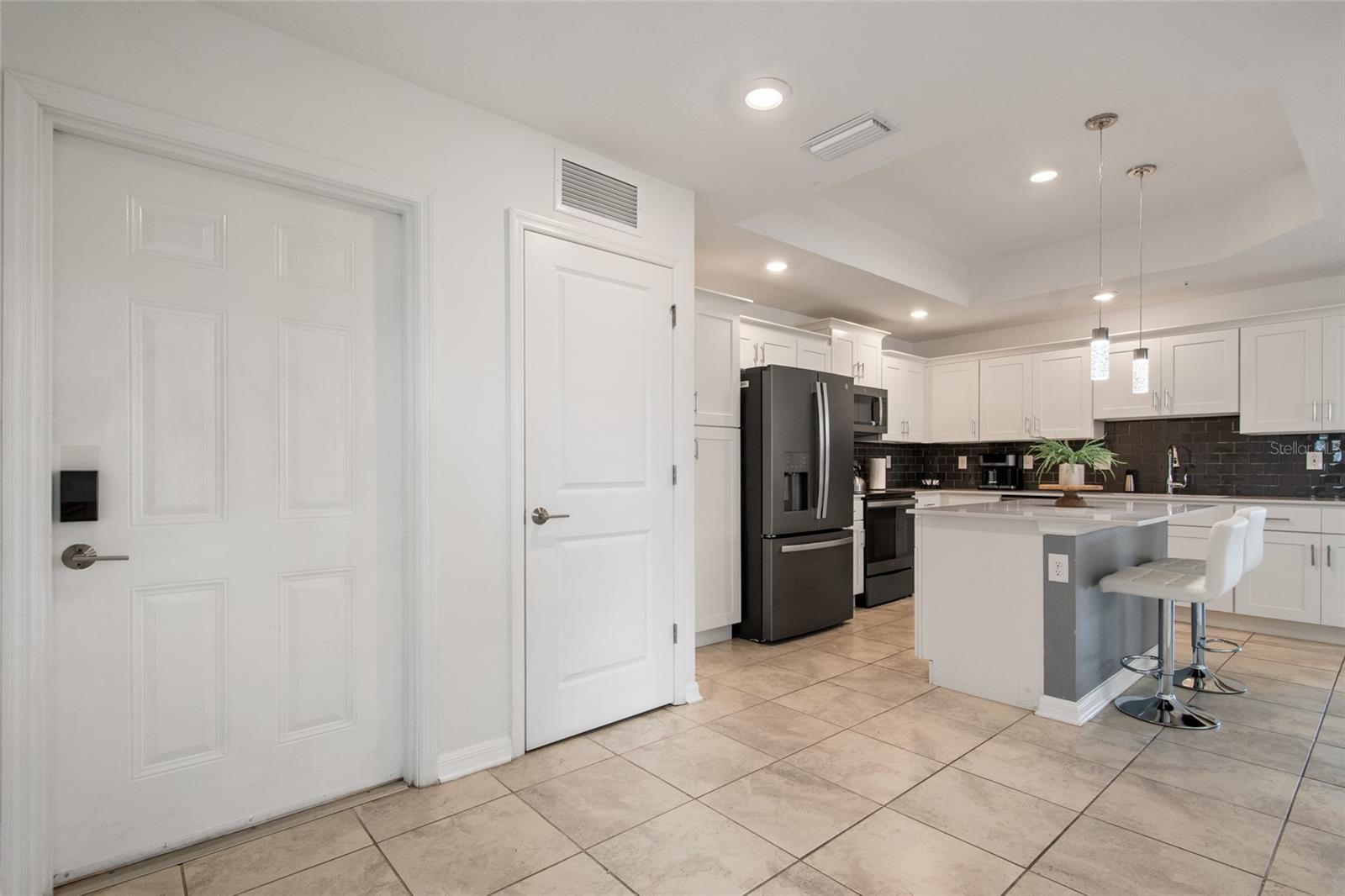 Image 11 of 34 For 3191 Paradox Circle 108