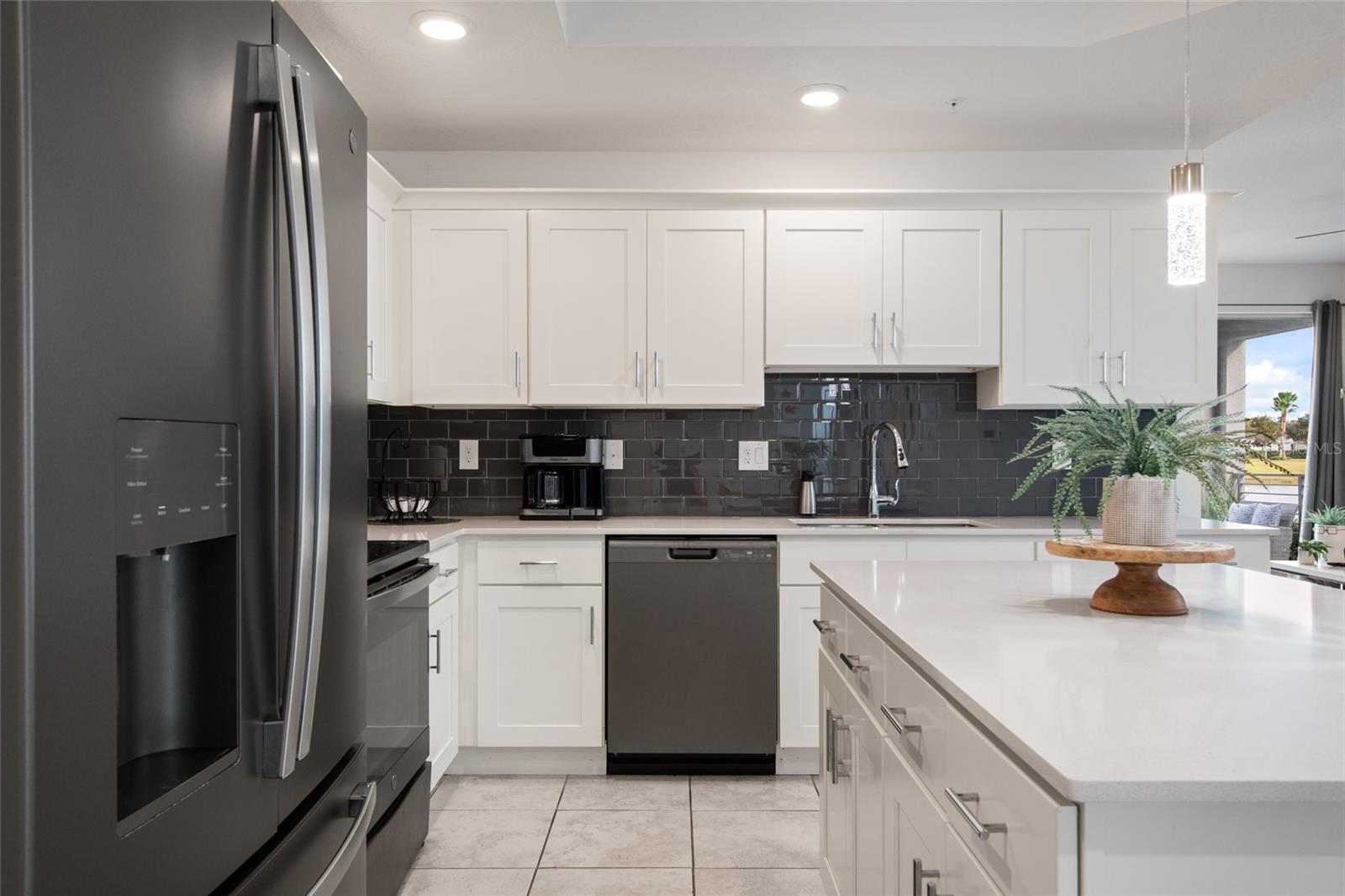 Image 16 of 34 For 3191 Paradox Circle 108