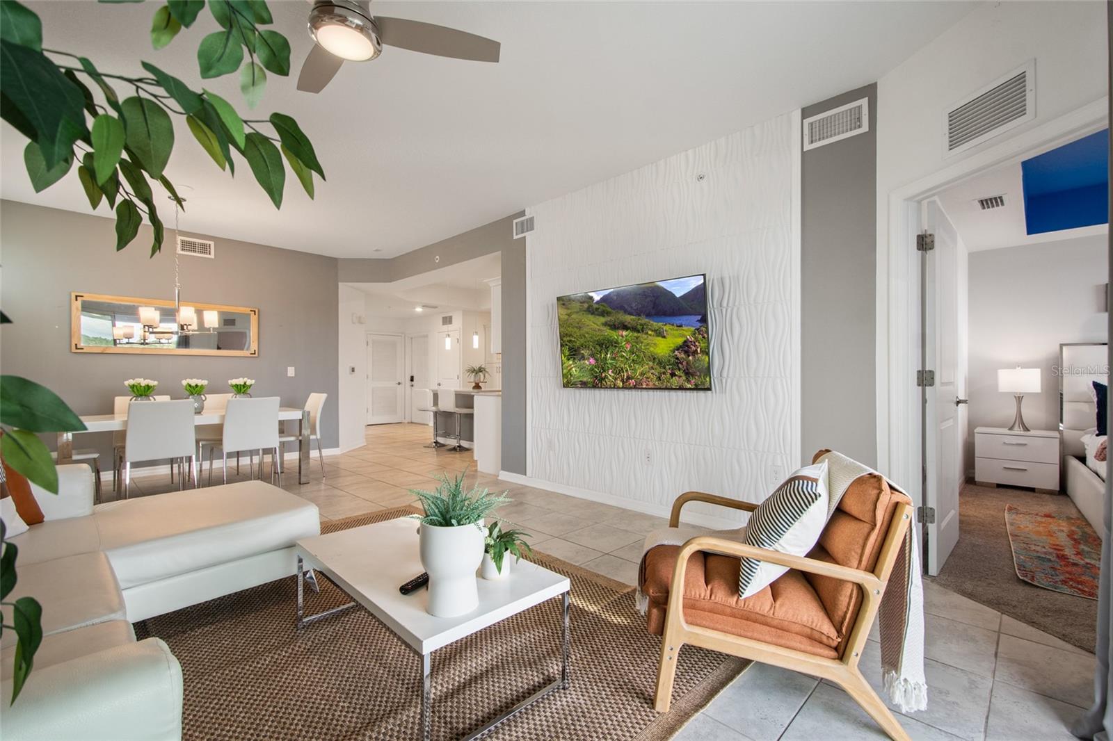 Image 22 of 34 For 3191 Paradox Circle 108