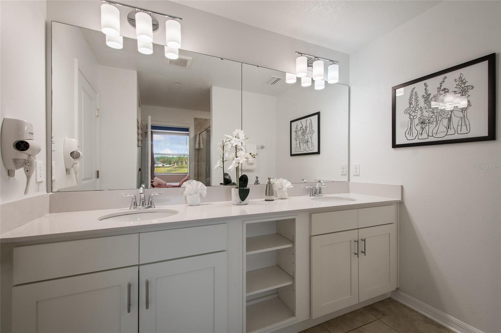 Image 29 of 34 For 3191 Paradox Circle 108