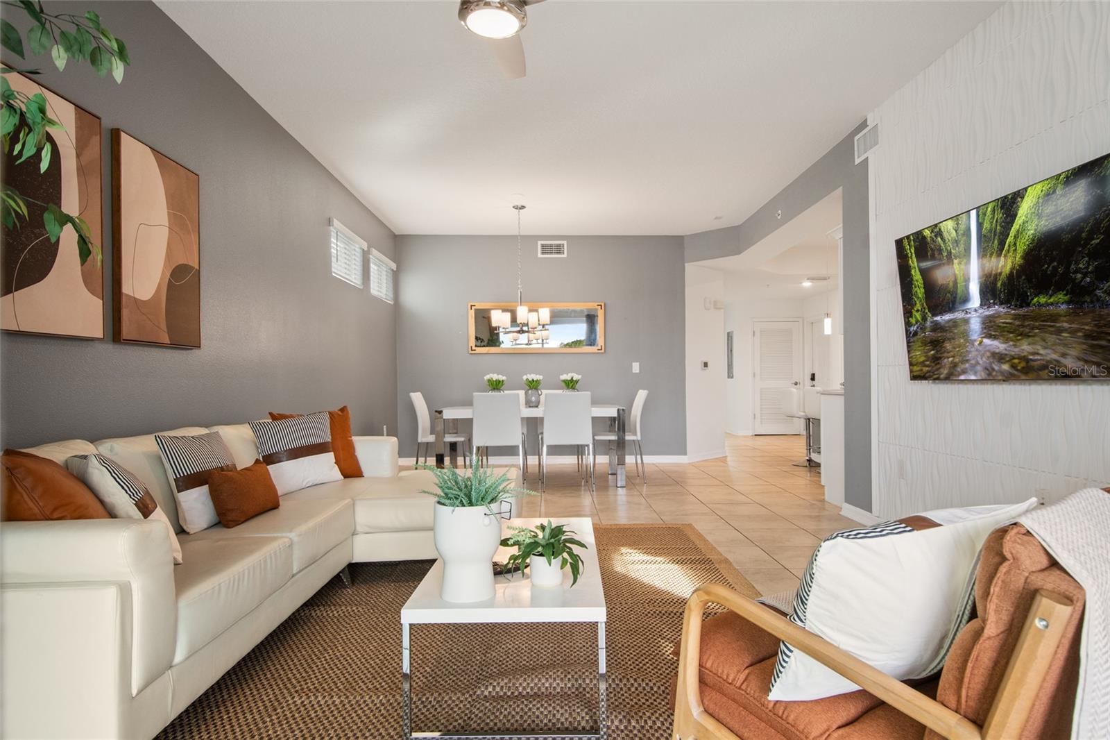 Image 3 of 34 For 3191 Paradox Circle 108