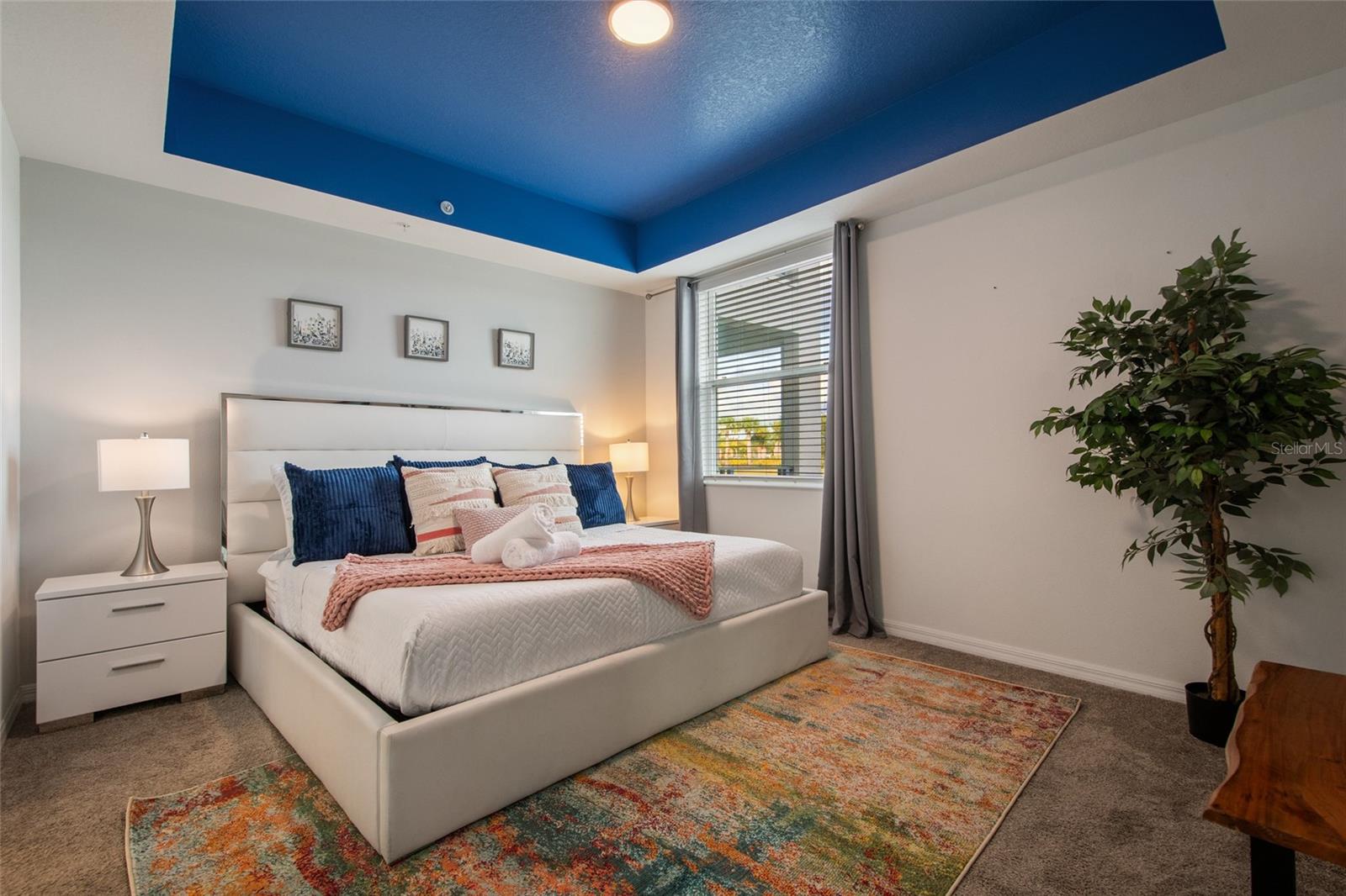 Image 7 of 34 For 3191 Paradox Circle 108