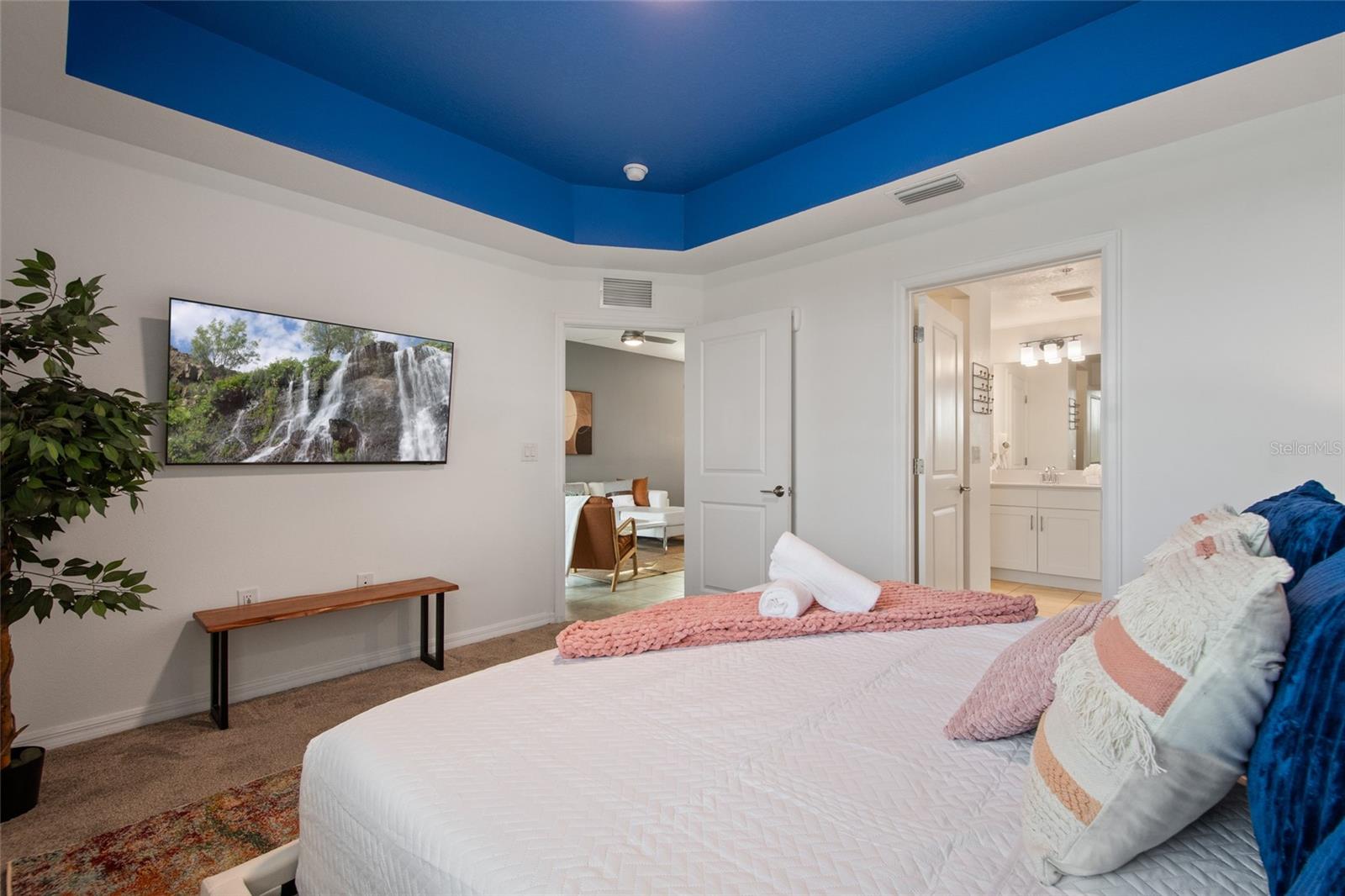 Image 9 of 34 For 3191 Paradox Circle 108