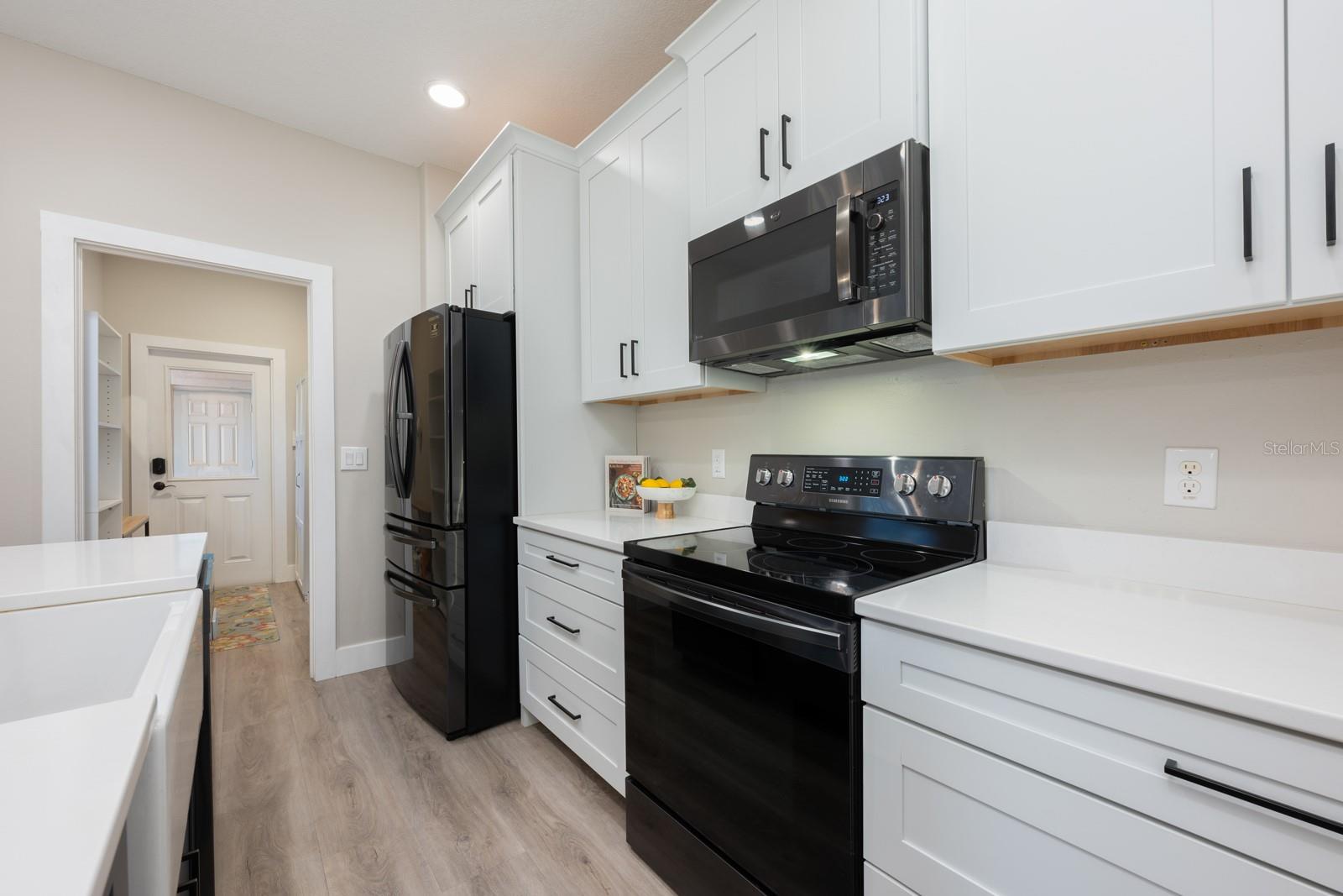 Image 5 of 36 For 5685 New Independence Parkway