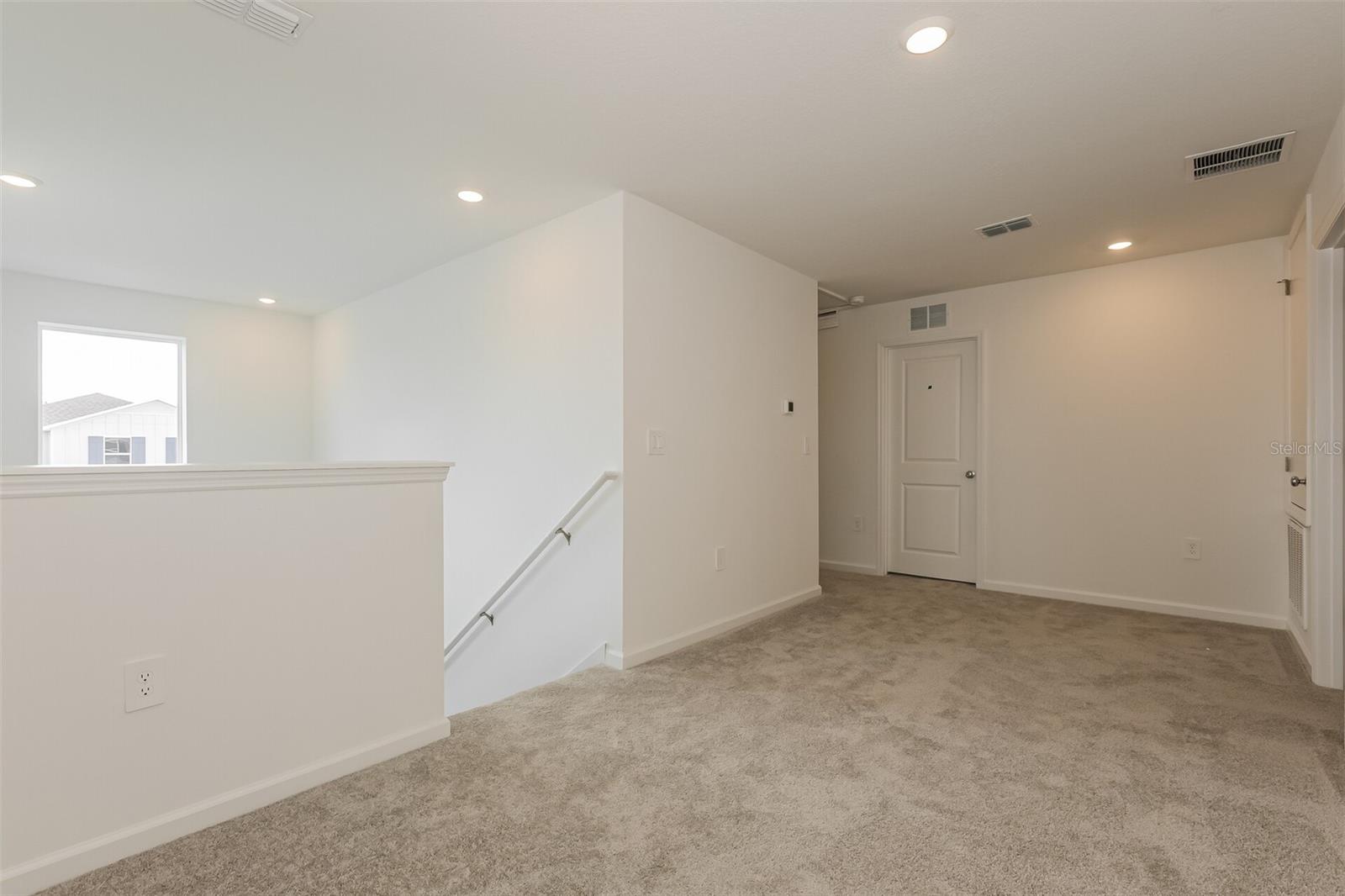 Image 16 of 17 For 3683 Hardman Drive