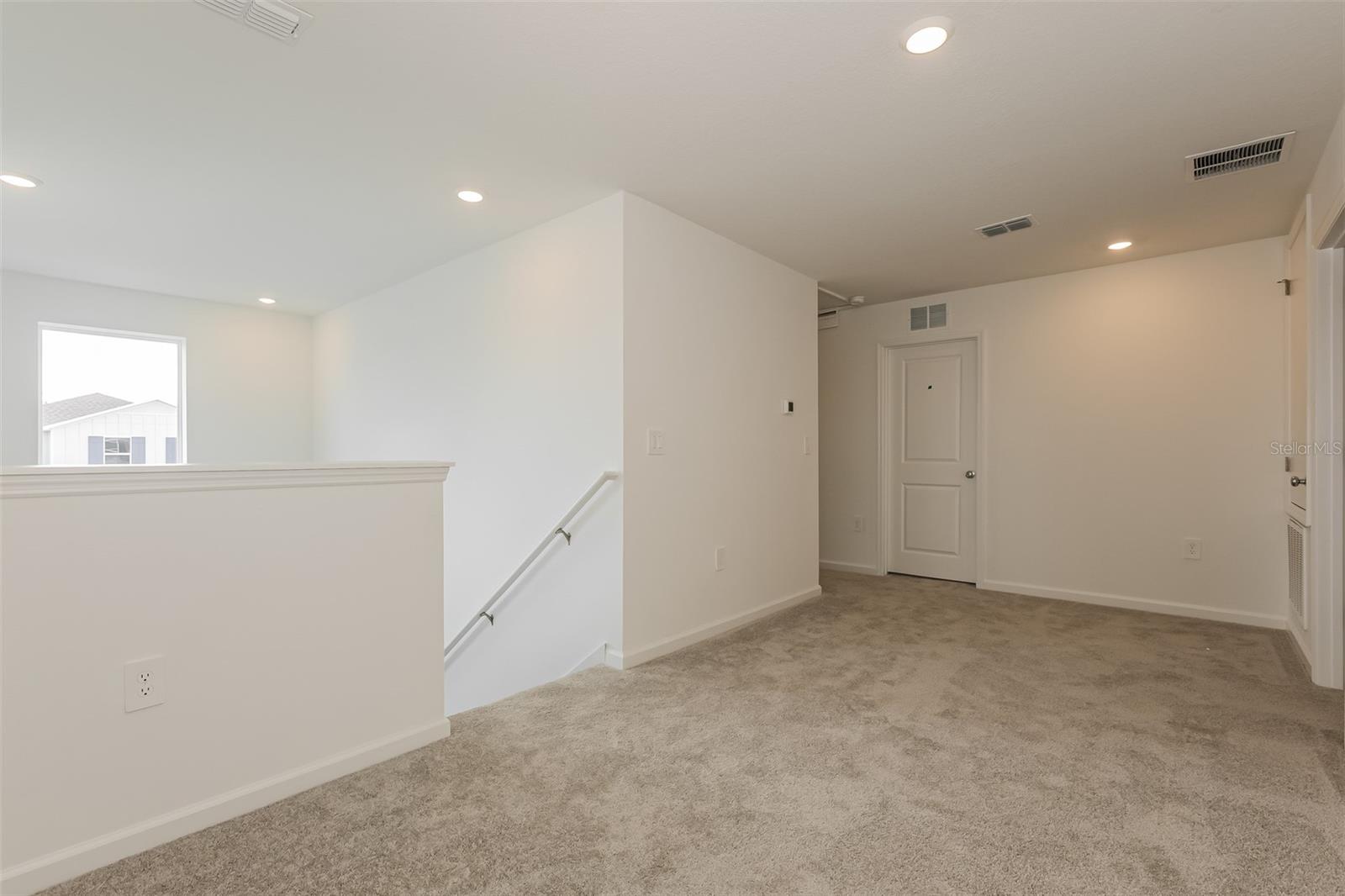 Image 6 of 17 For 3683 Hardman Drive