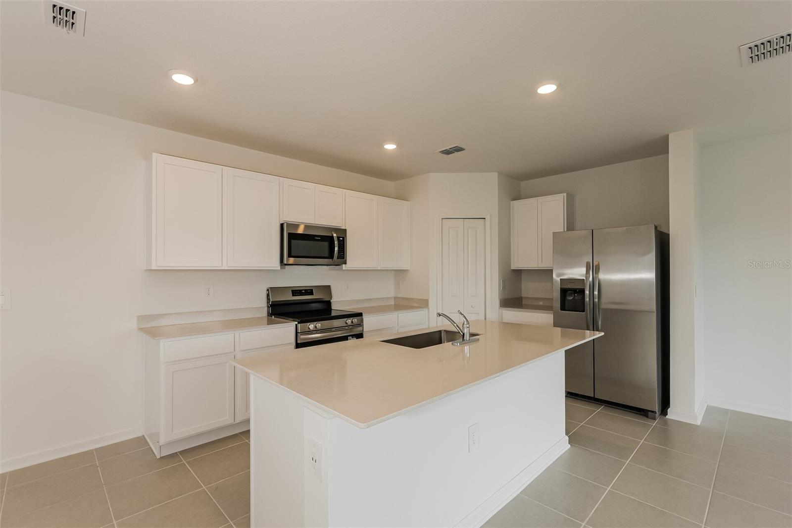 Image 9 of 17 For 3683 Hardman Drive