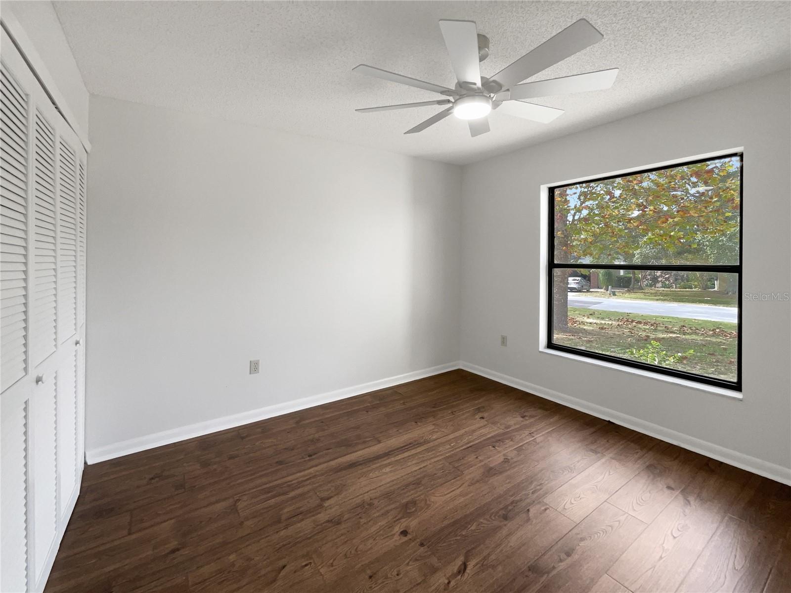 Image 16 of 25 For 93 Hillside Drive