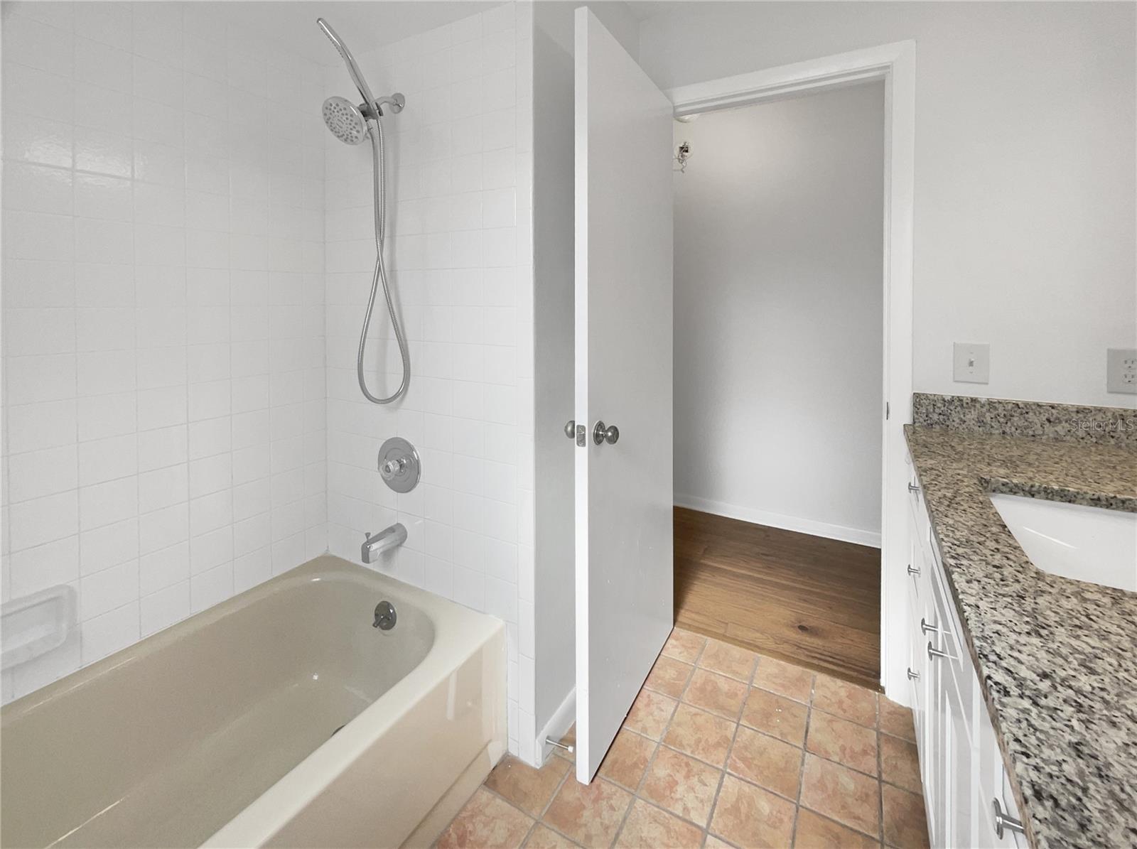 Image 19 of 25 For 93 Hillside Drive