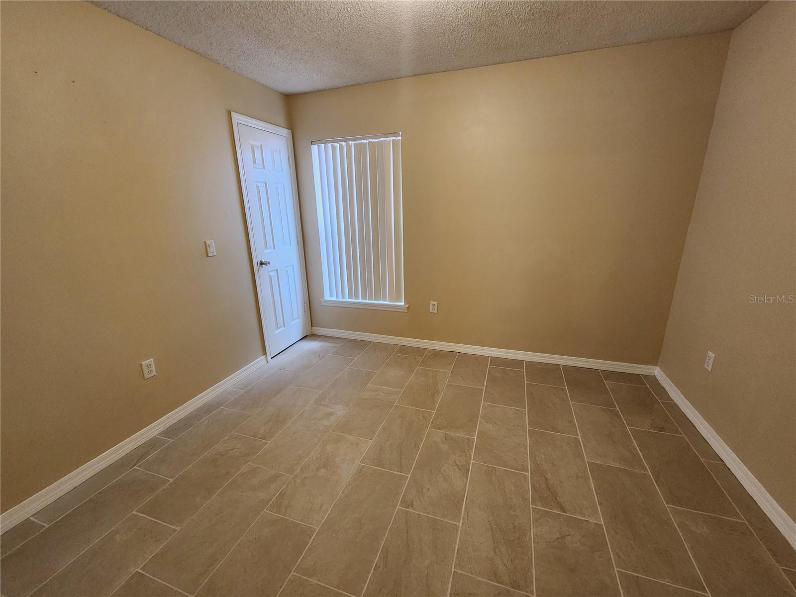 Image 3 of 10 For 6913 Long Needle Court