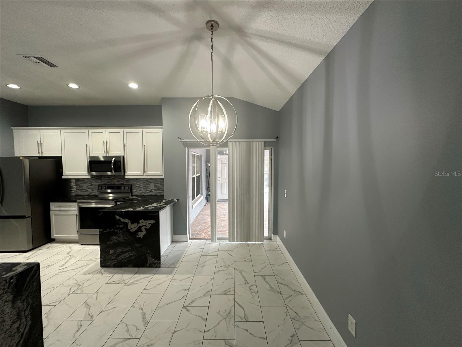 Image 10 of 27 For 6498 Royal Tern Street