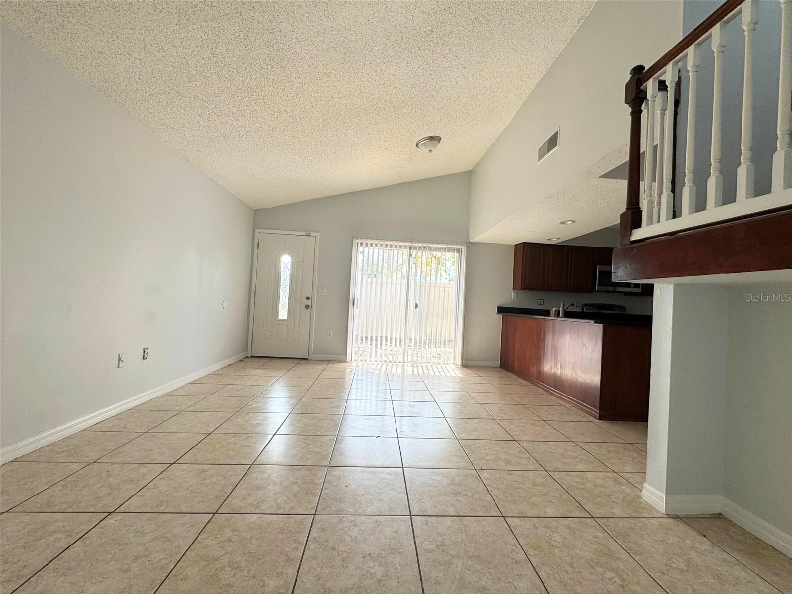 Image 7 of 20 For 1742 Potomac Court 1742