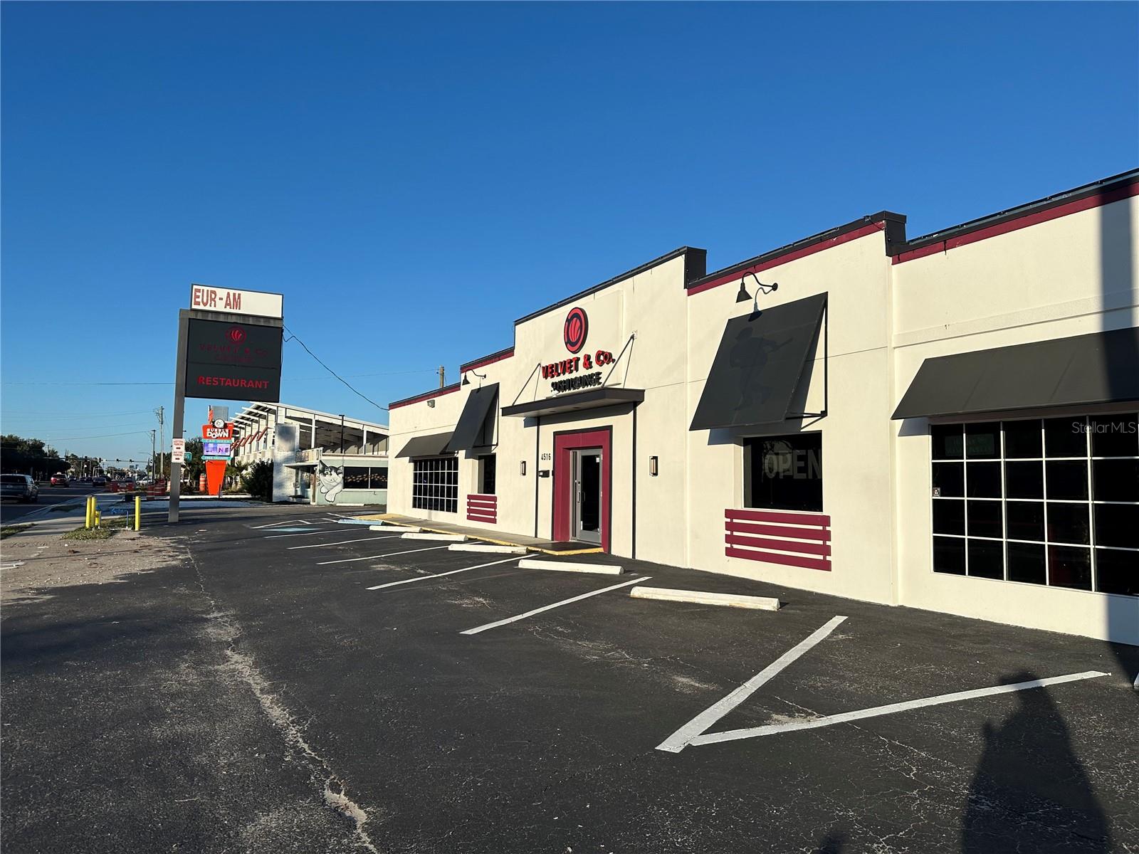 Image 3 of 13 For 4516 Dale Mabry Highway